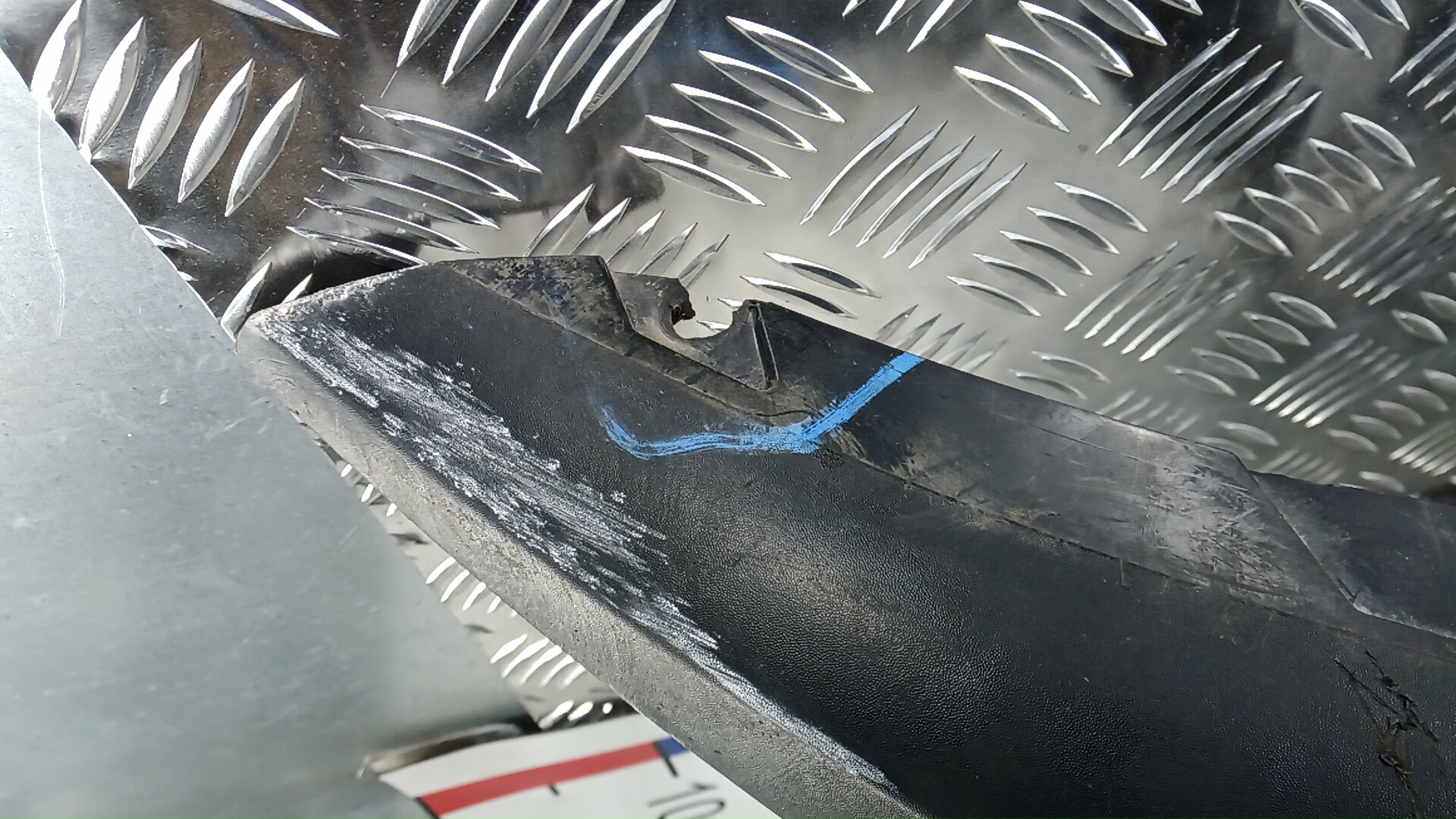 Решетка радиатора