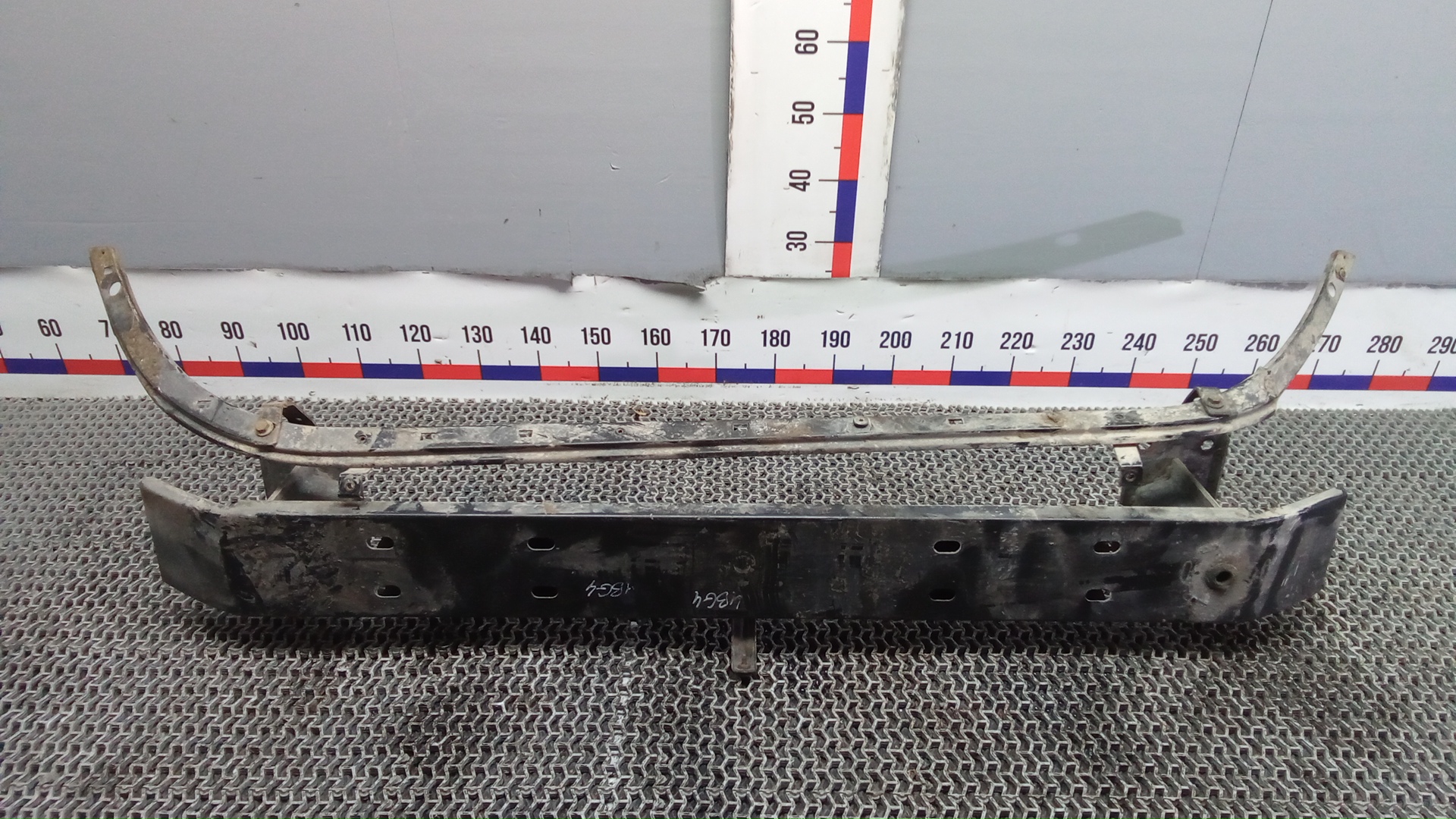 Кронштейн усилителя переднего бампера