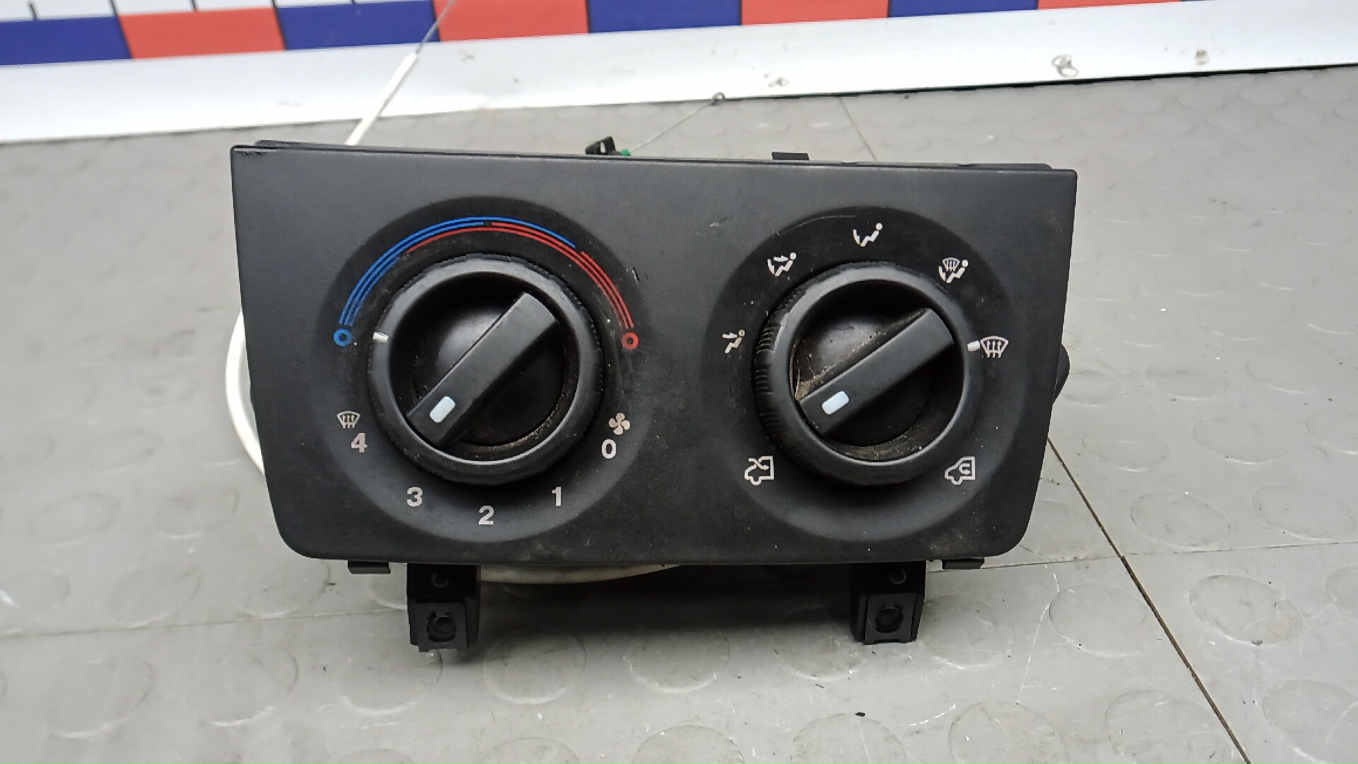 Блок управления климатической установкой