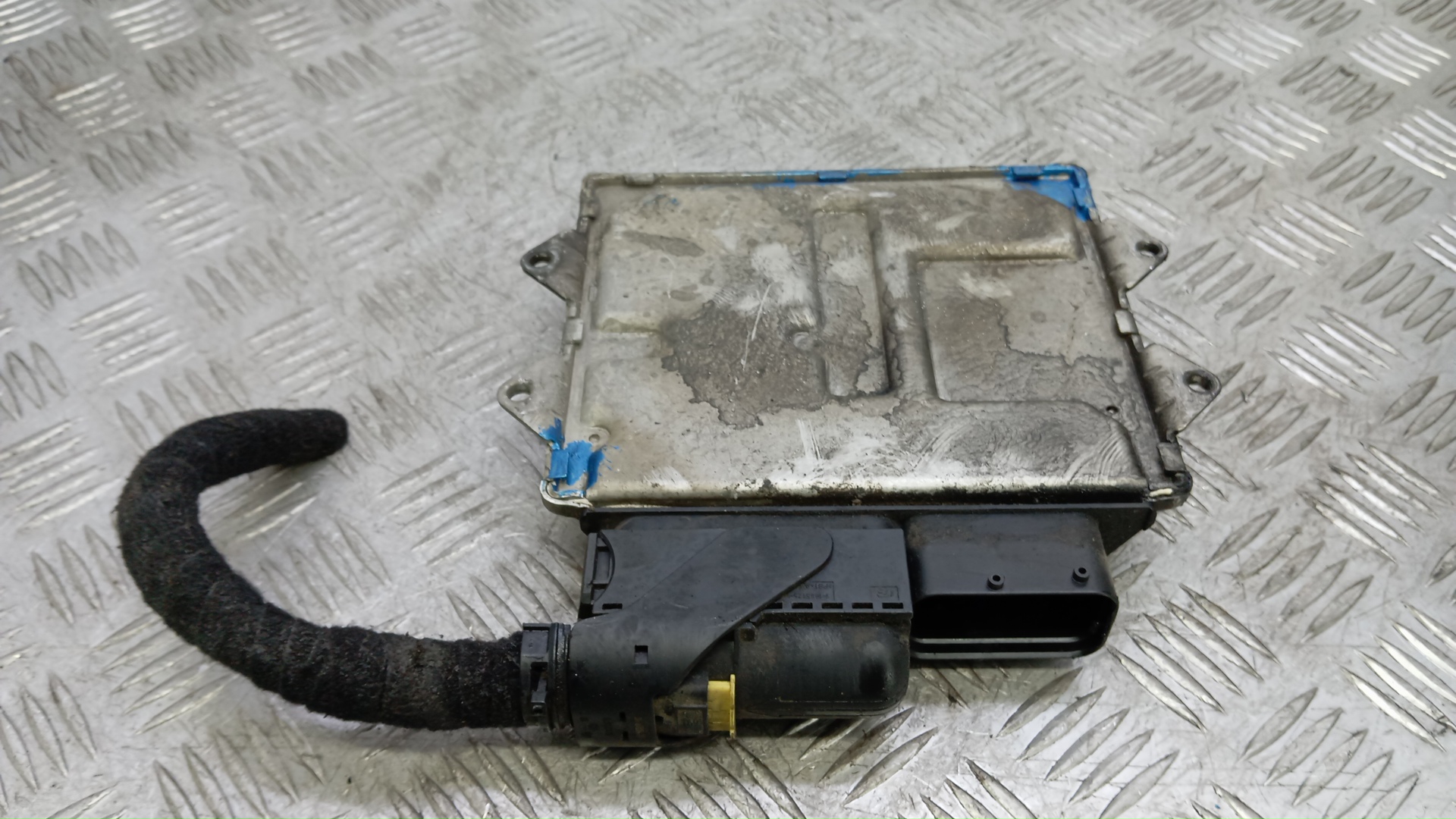 Блок управления двигателем