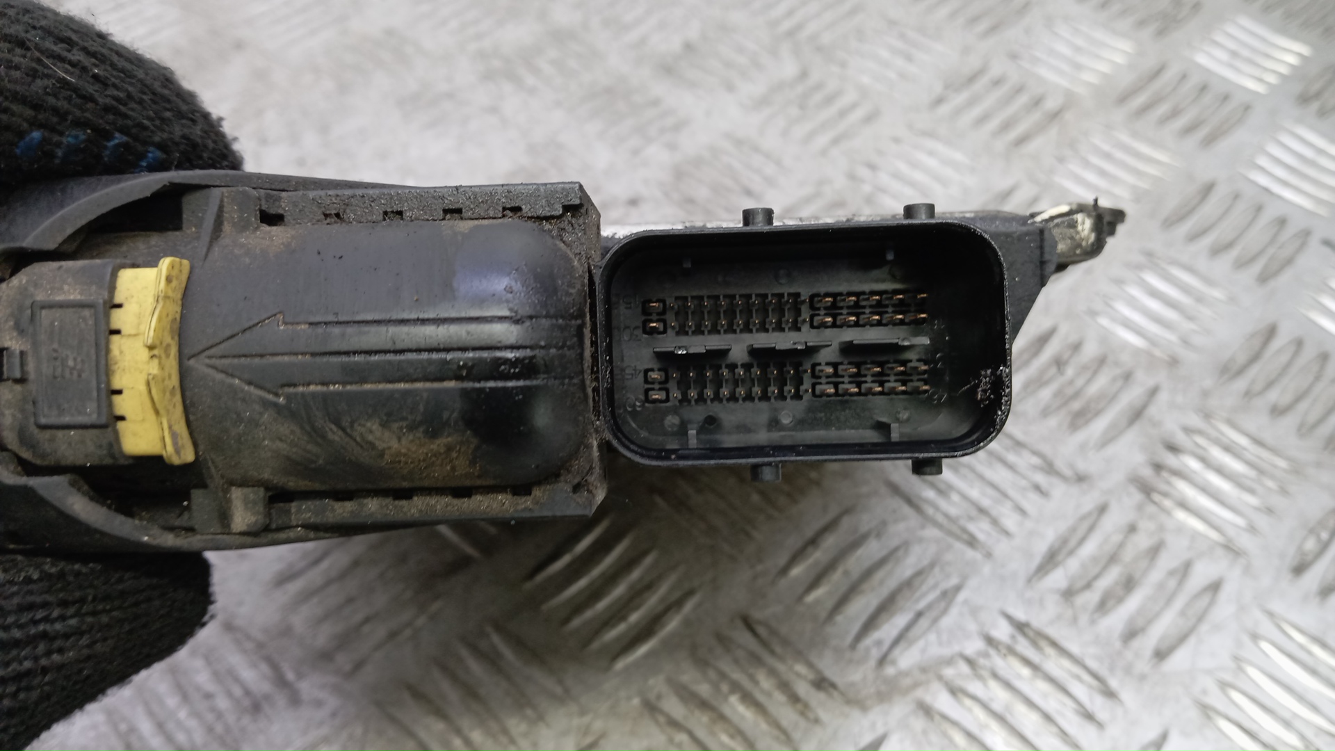 Блок управления двигателем