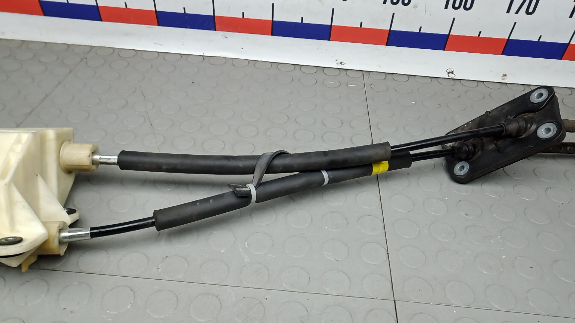 Кулиса МКПП / АКПП