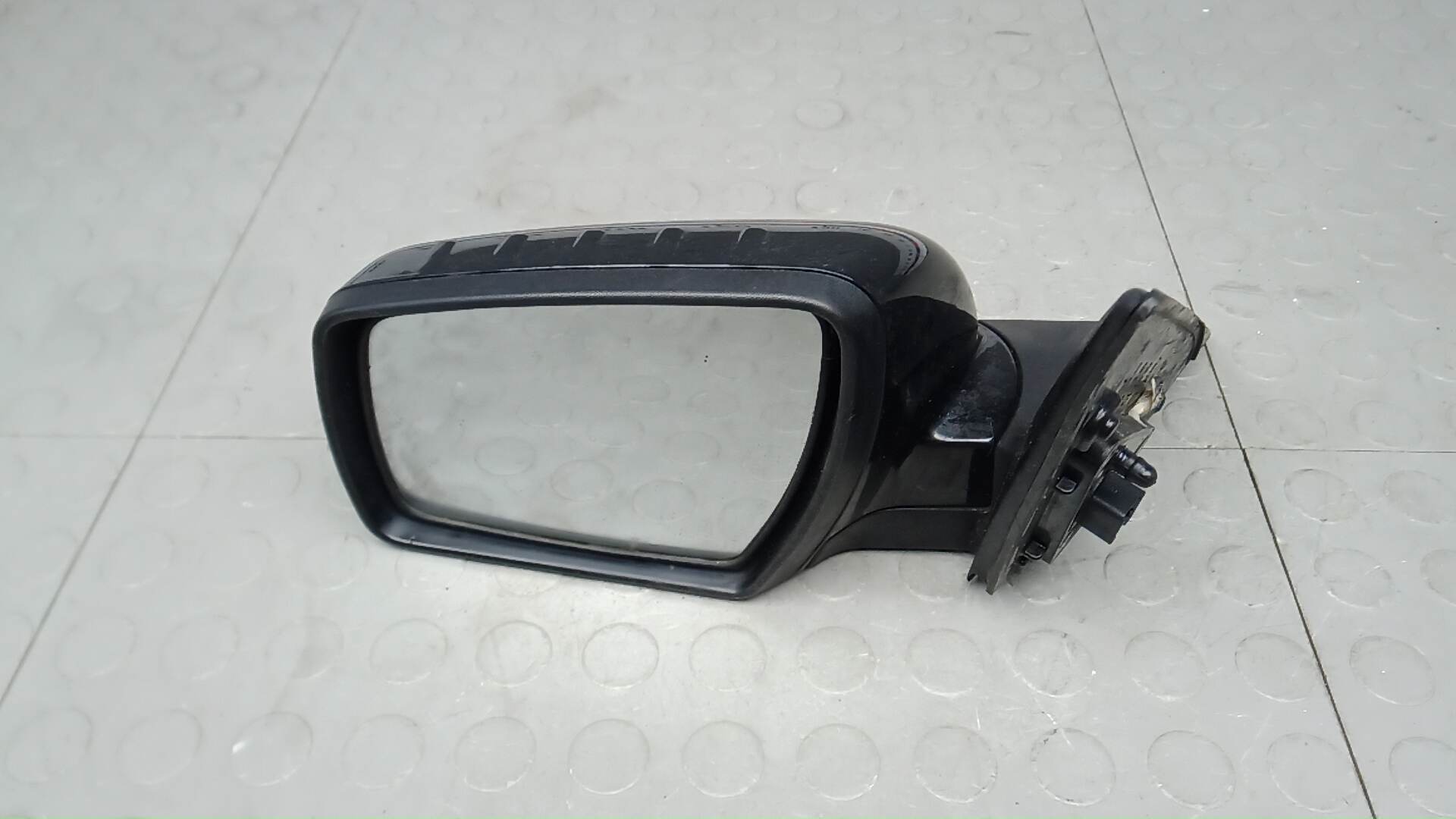 Зеркало левое электрическое