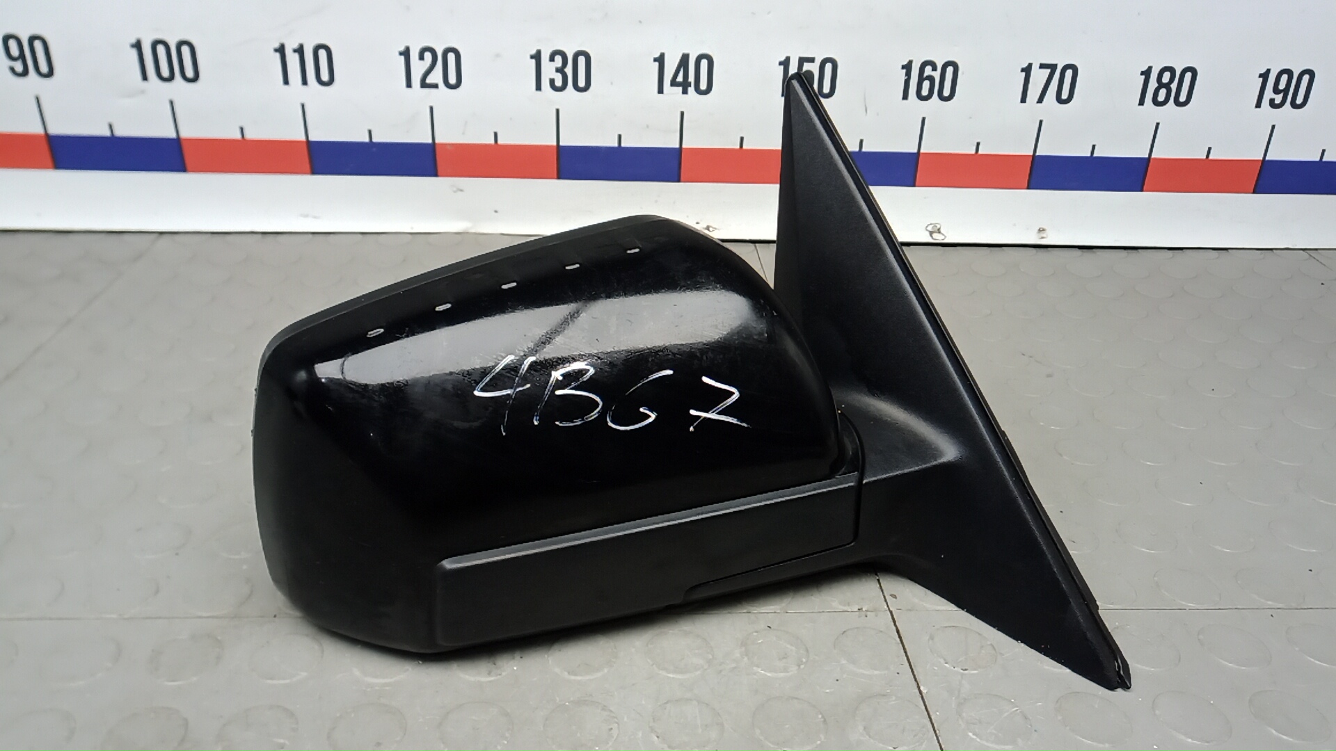 Зеркало правое электрическое