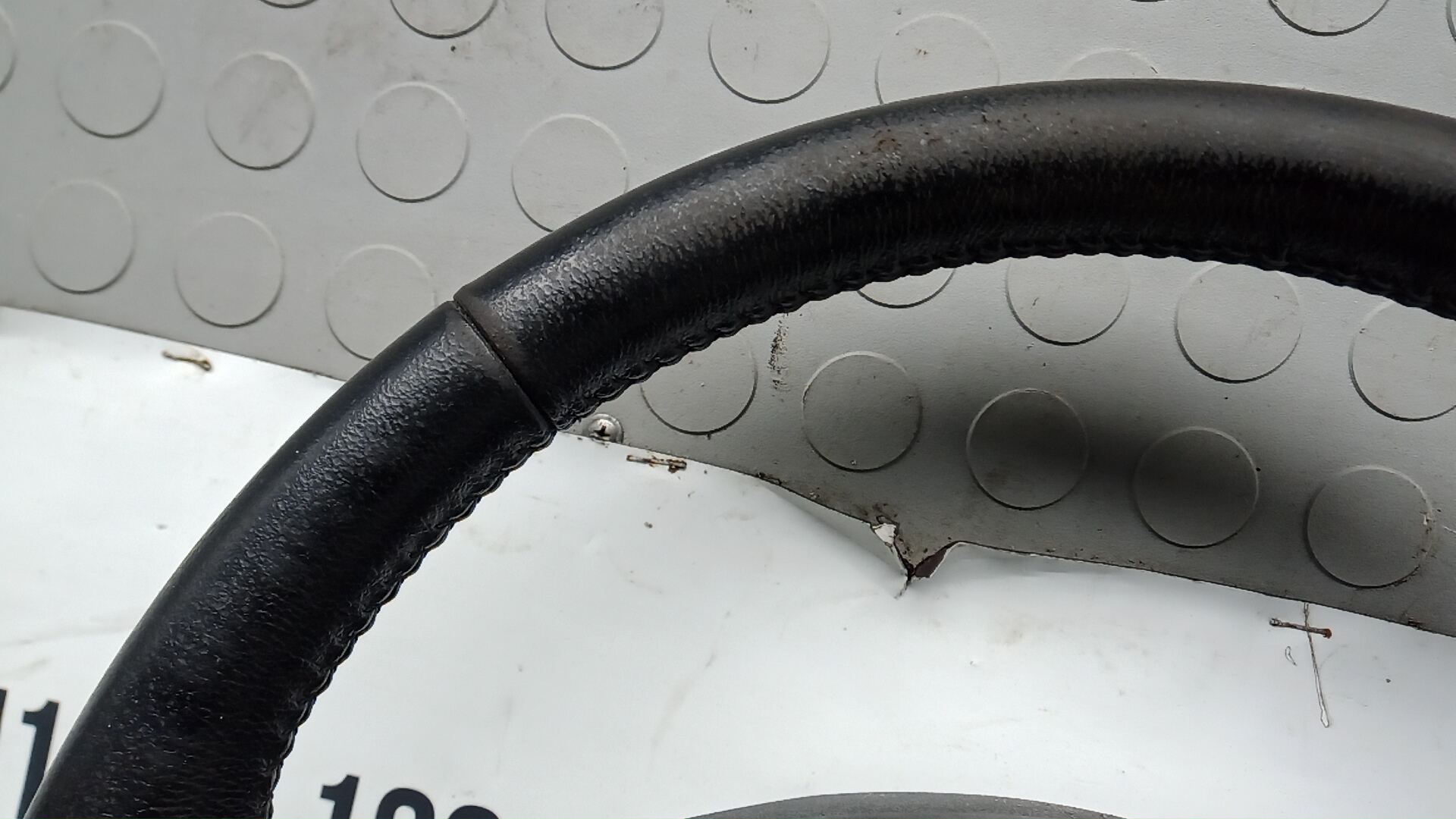 Рулевое колесо (руль)