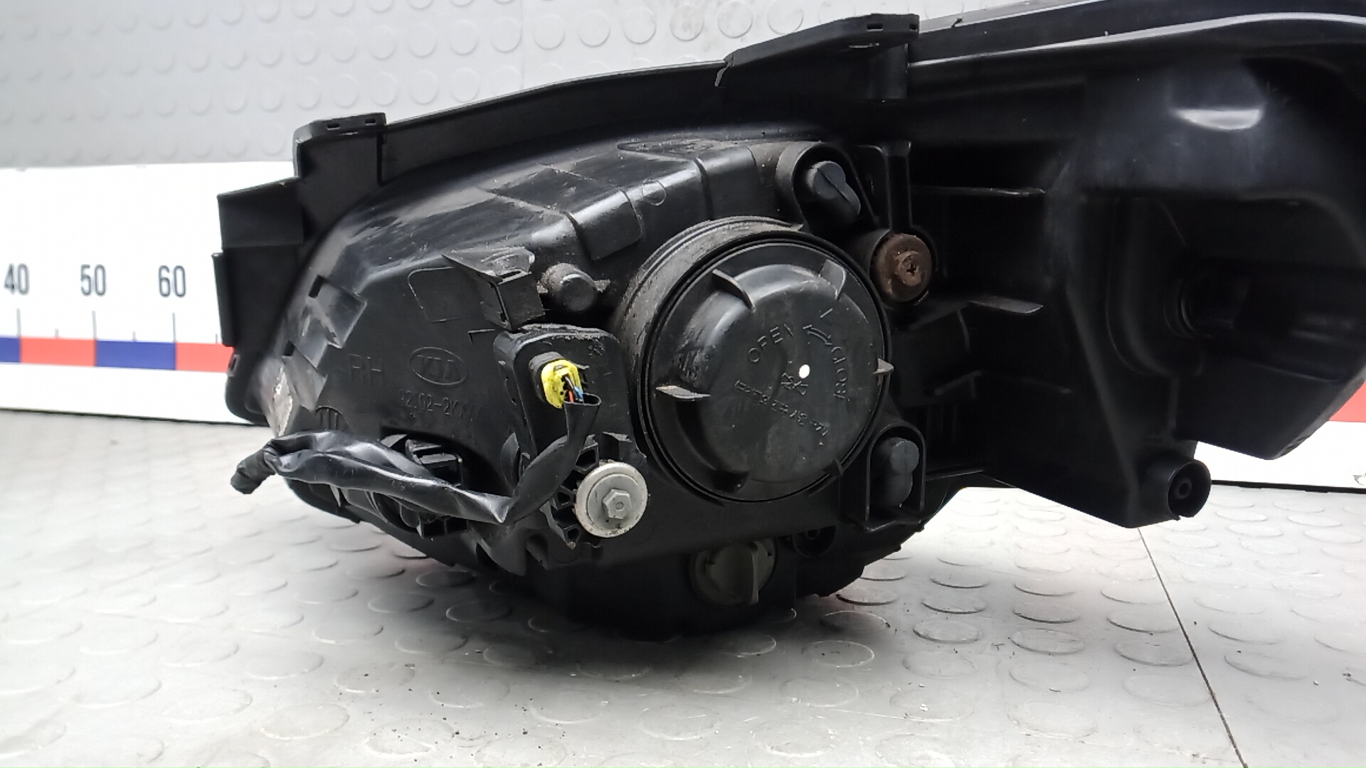 Фара правая