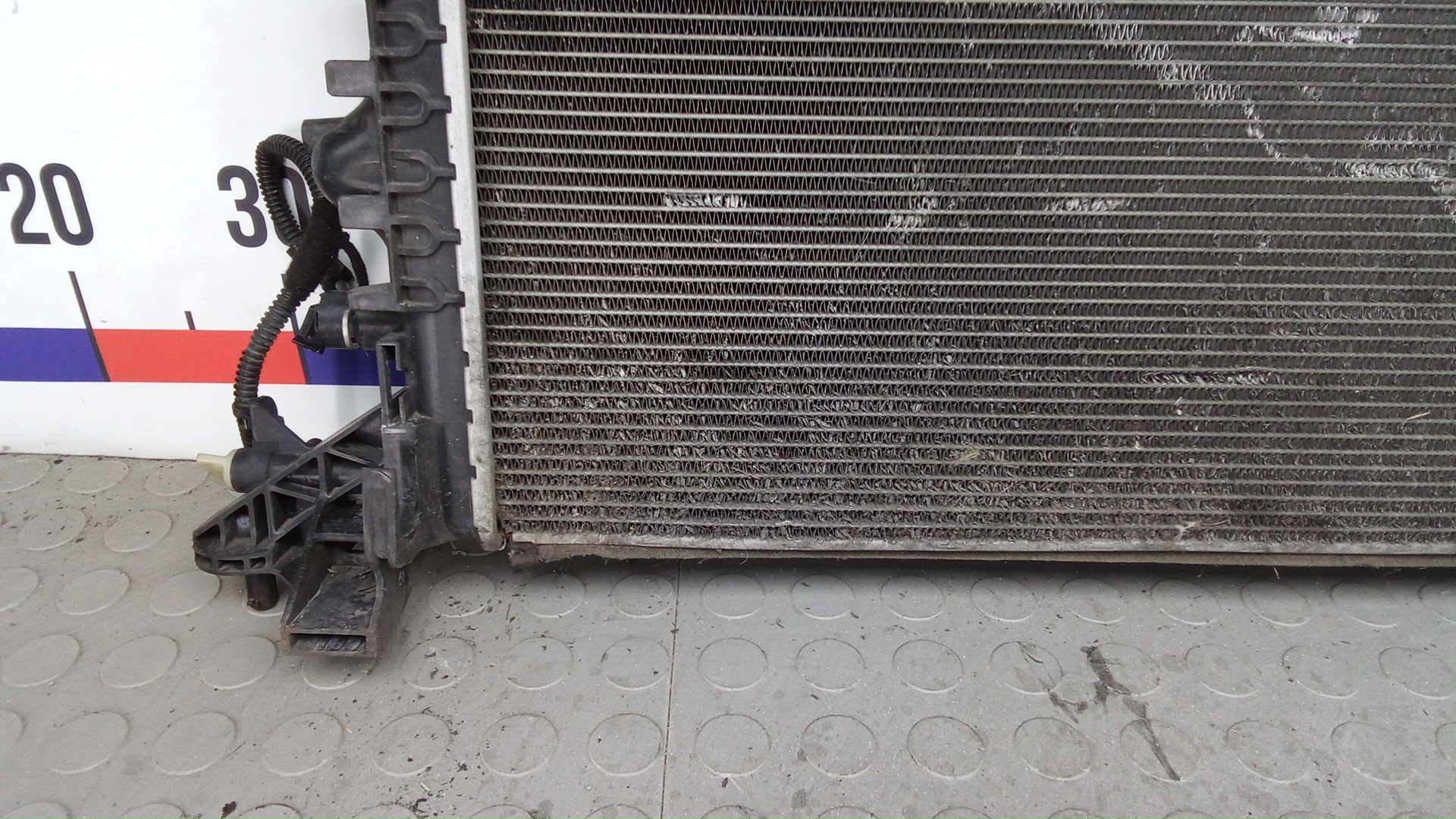 Радиатор охлаждения двигателя основной