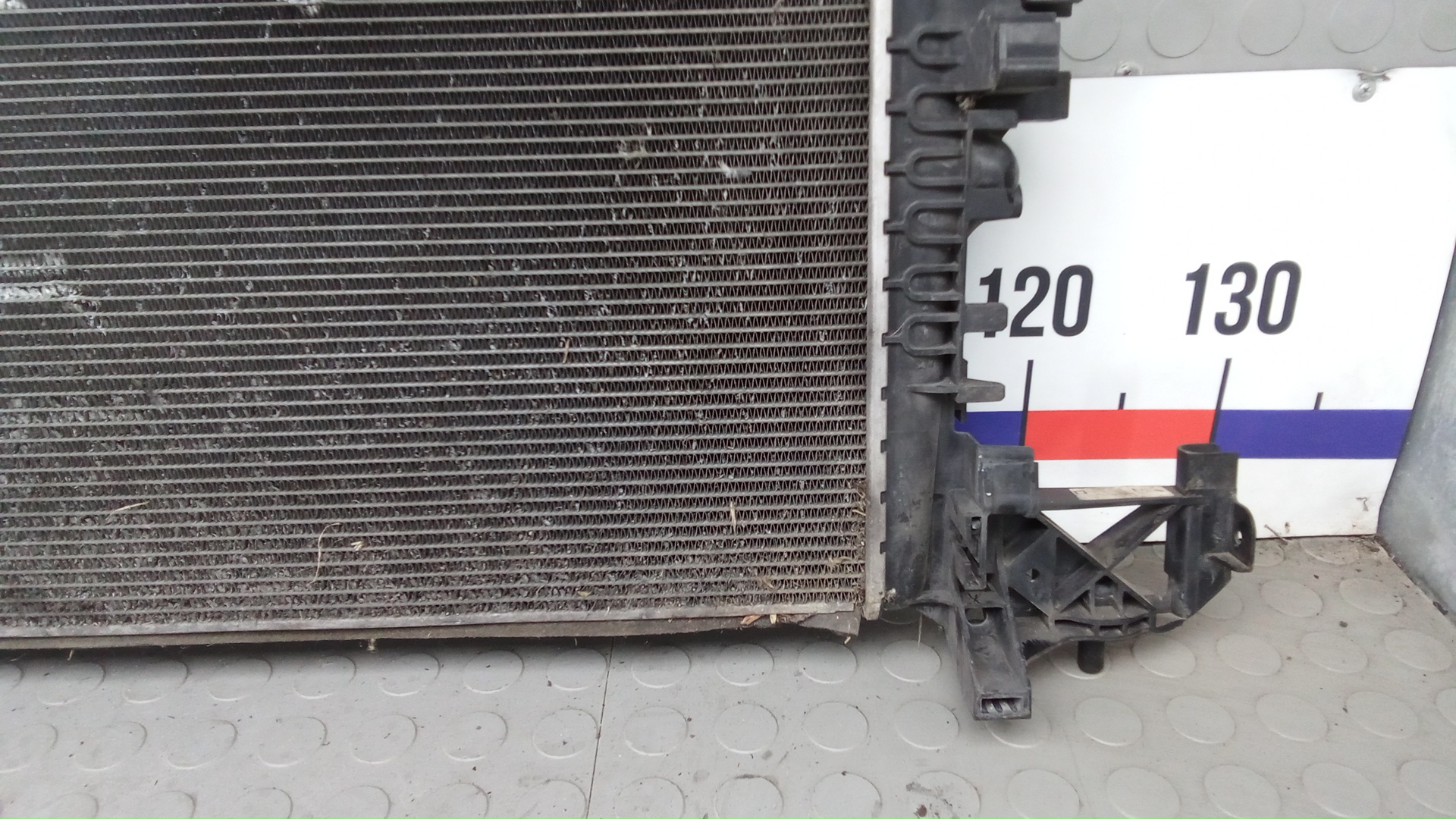 Радиатор охлаждения двигателя основной