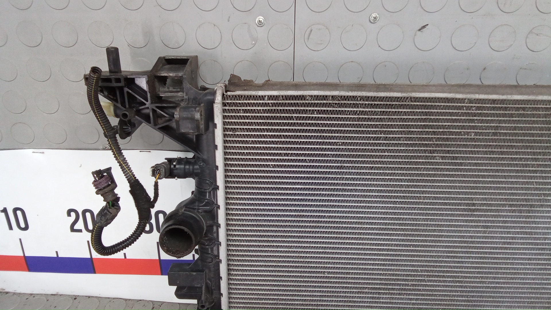 Радиатор охлаждения двигателя основной