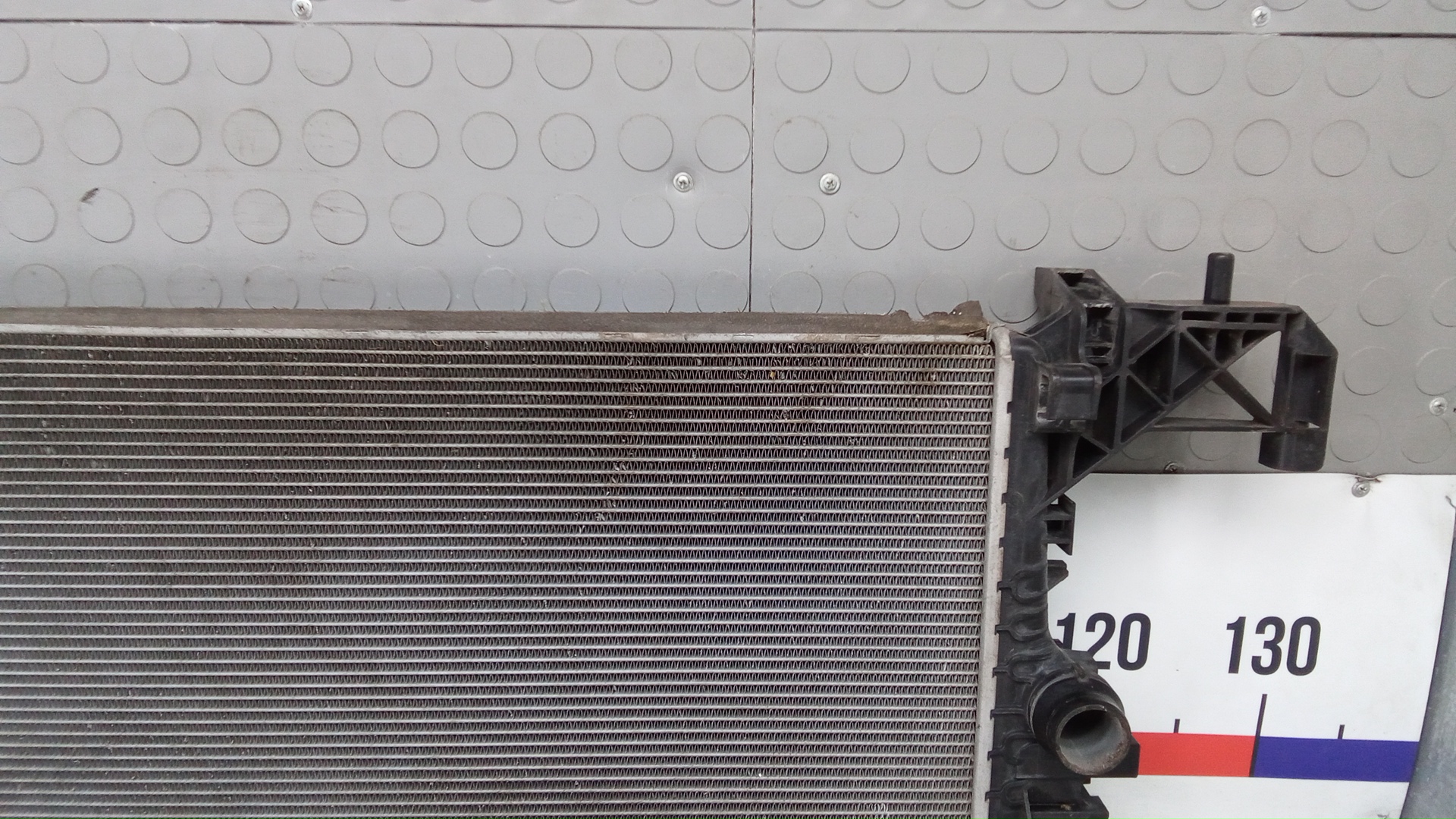 Радиатор охлаждения двигателя основной