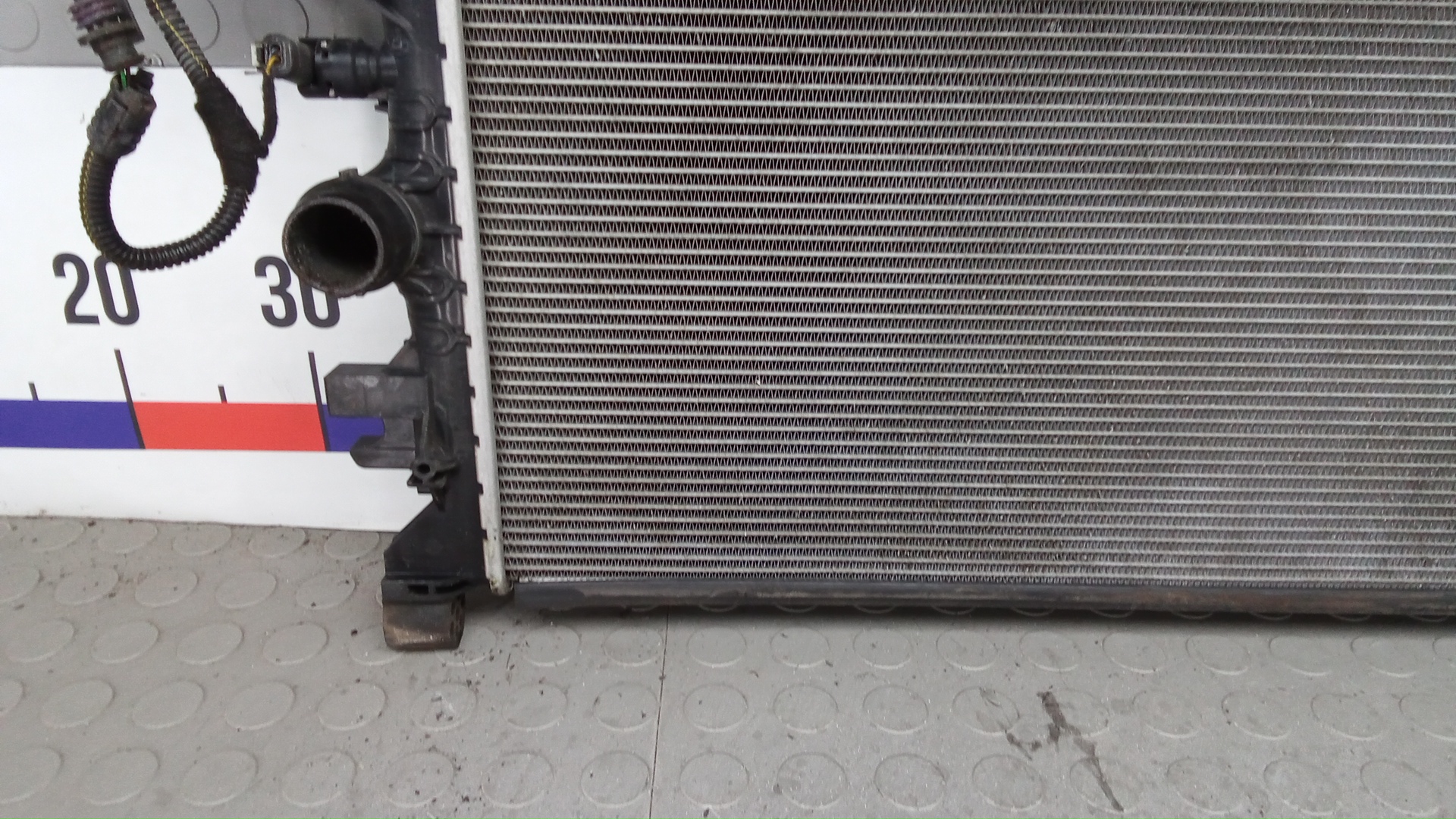 Радиатор охлаждения двигателя основной