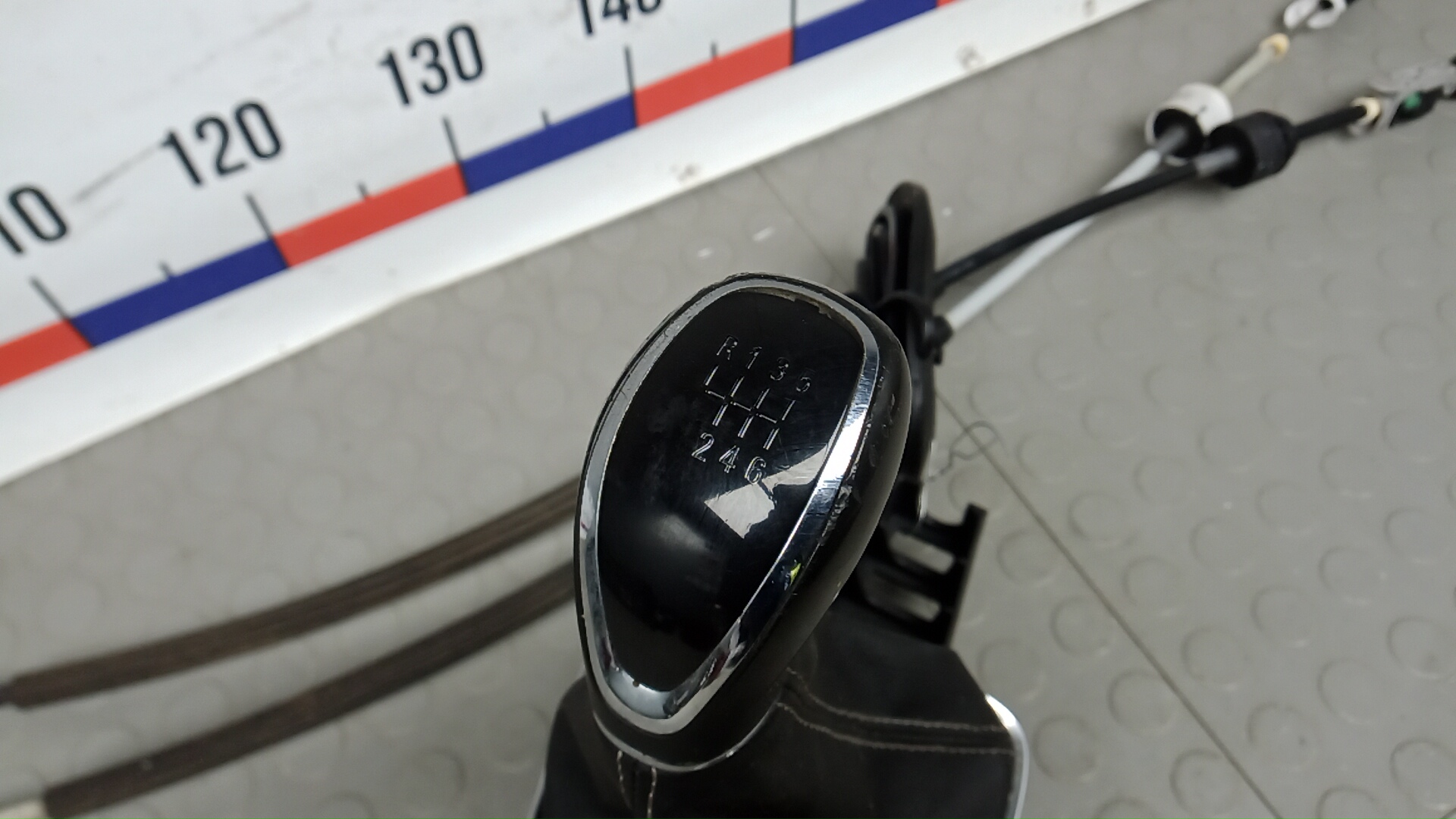 Кулиса МКПП / АКПП