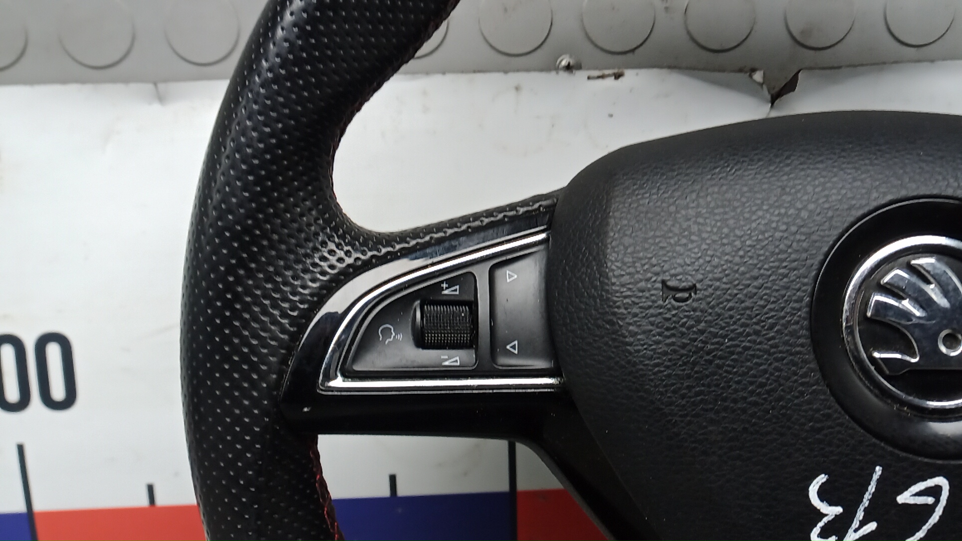 Рулевое колесо (руль)