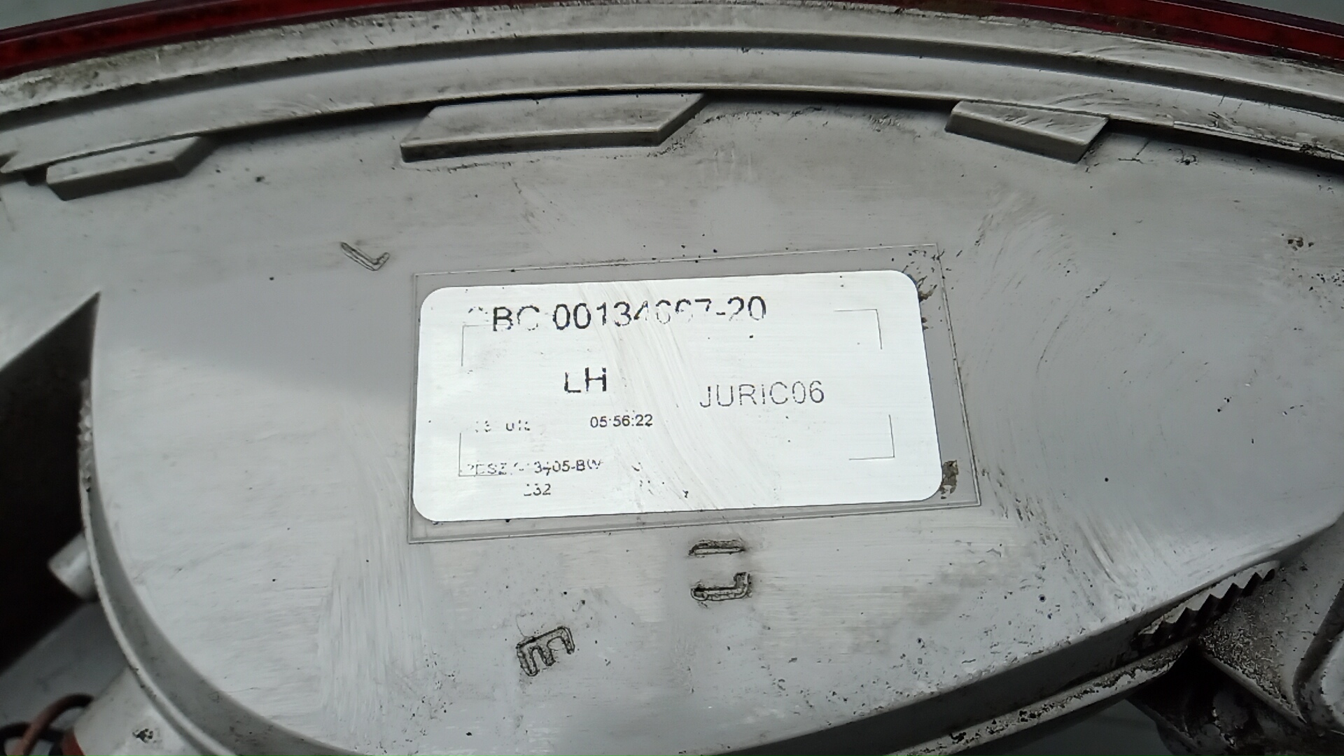 Фонарь задний левый