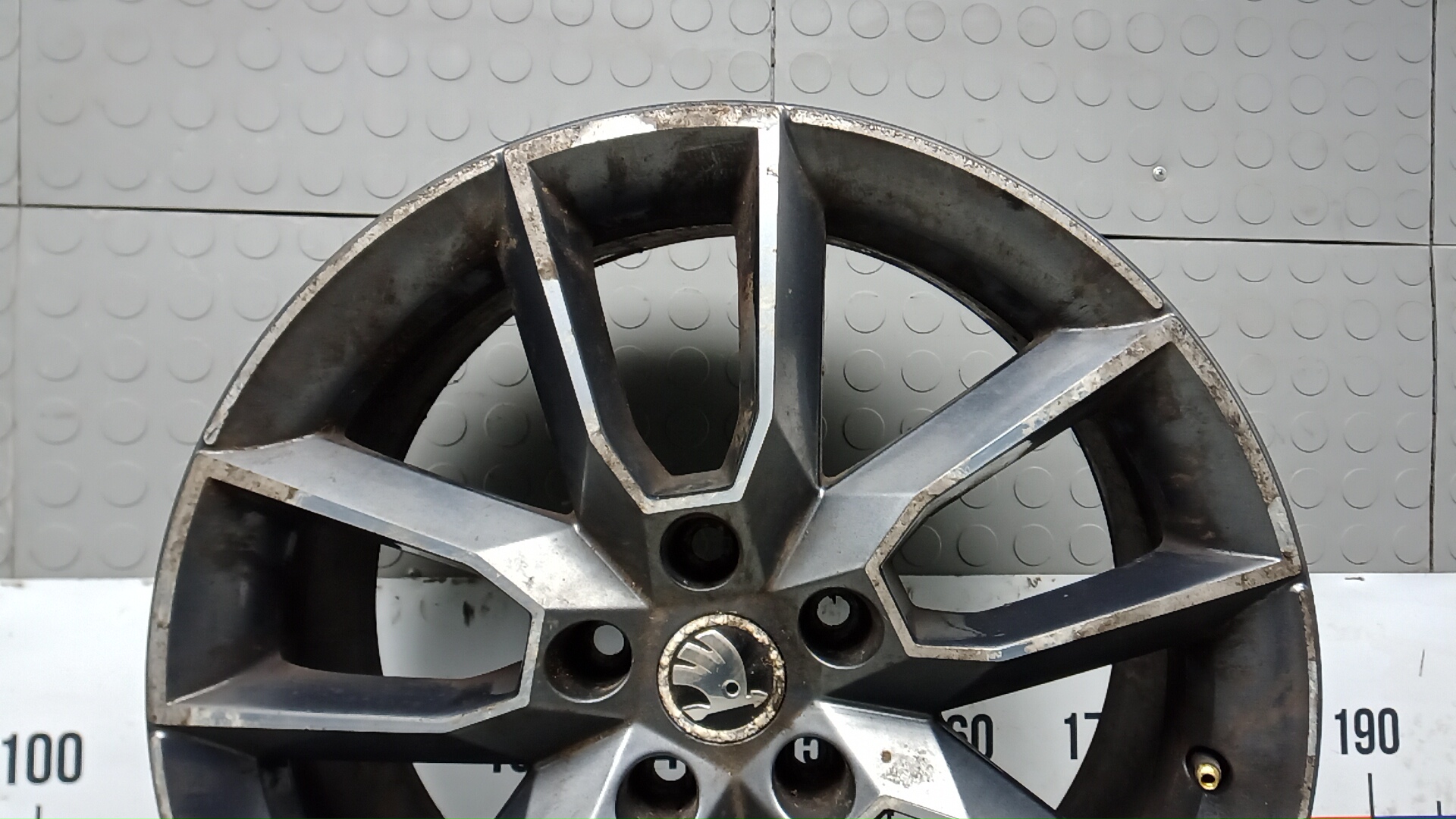 Диск колесный литой легкий сплав