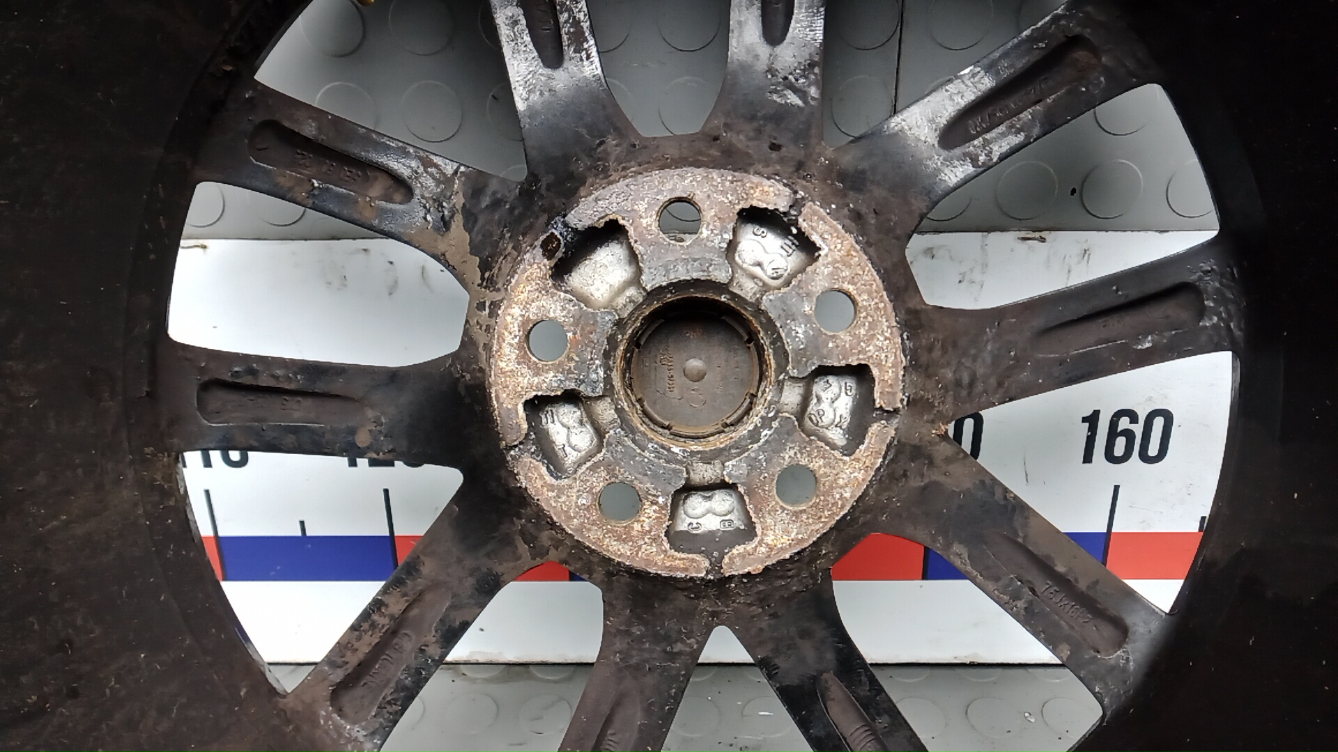 Диск колесный литой легкий сплав