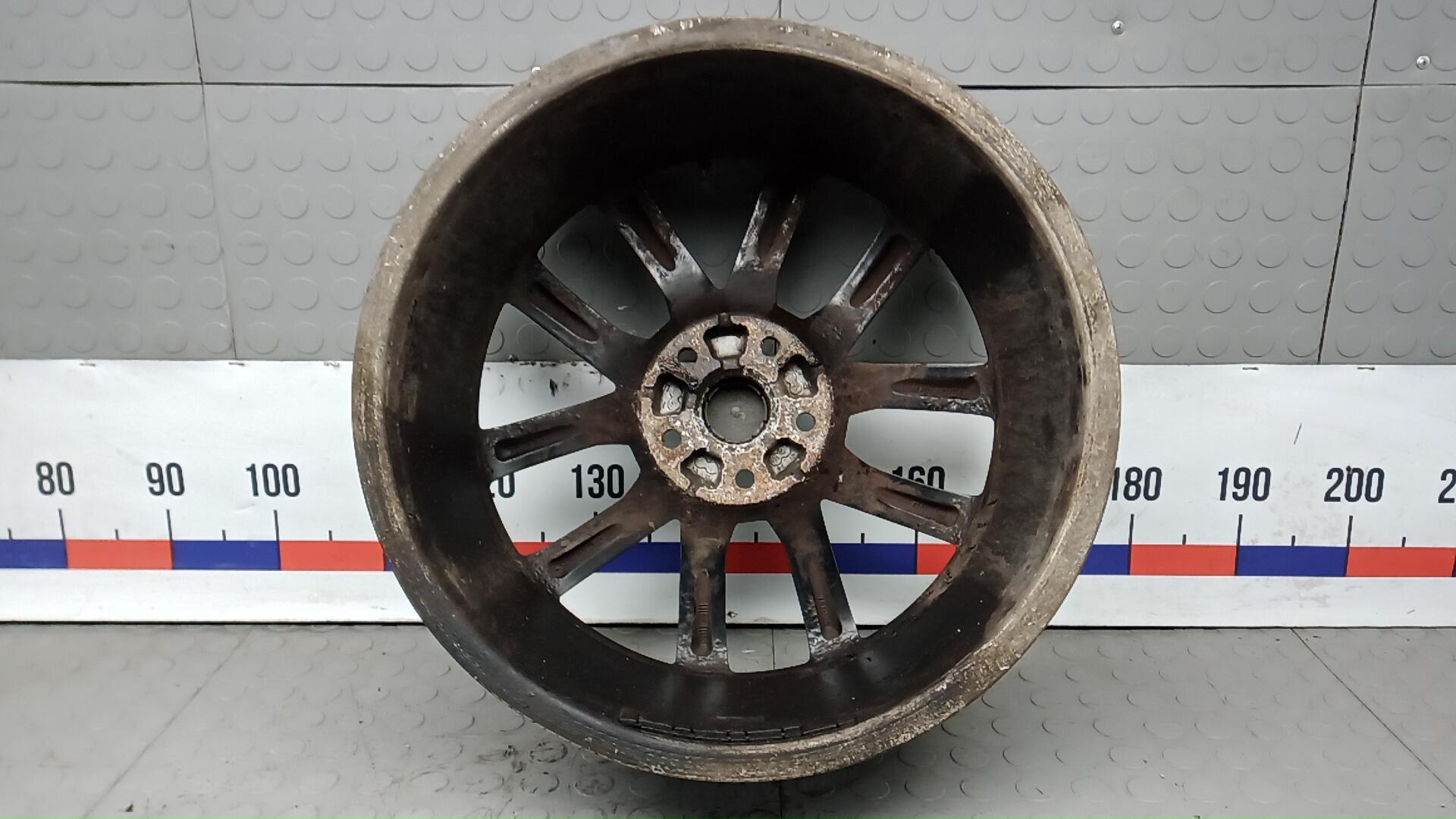 Диск колесный литой легкий сплав