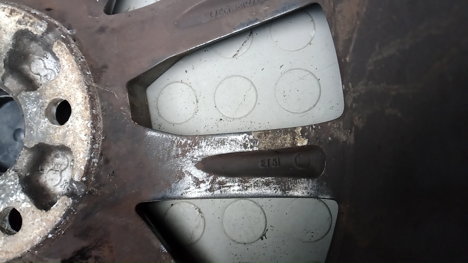 Диск колесный литой легкий сплав