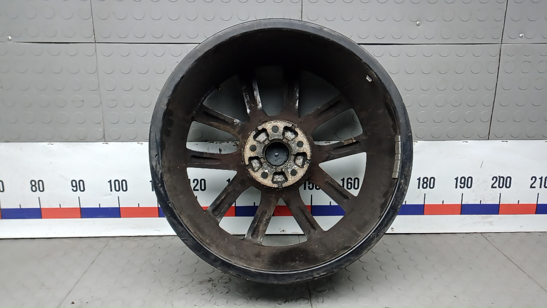 Диск колесный литой легкий сплав