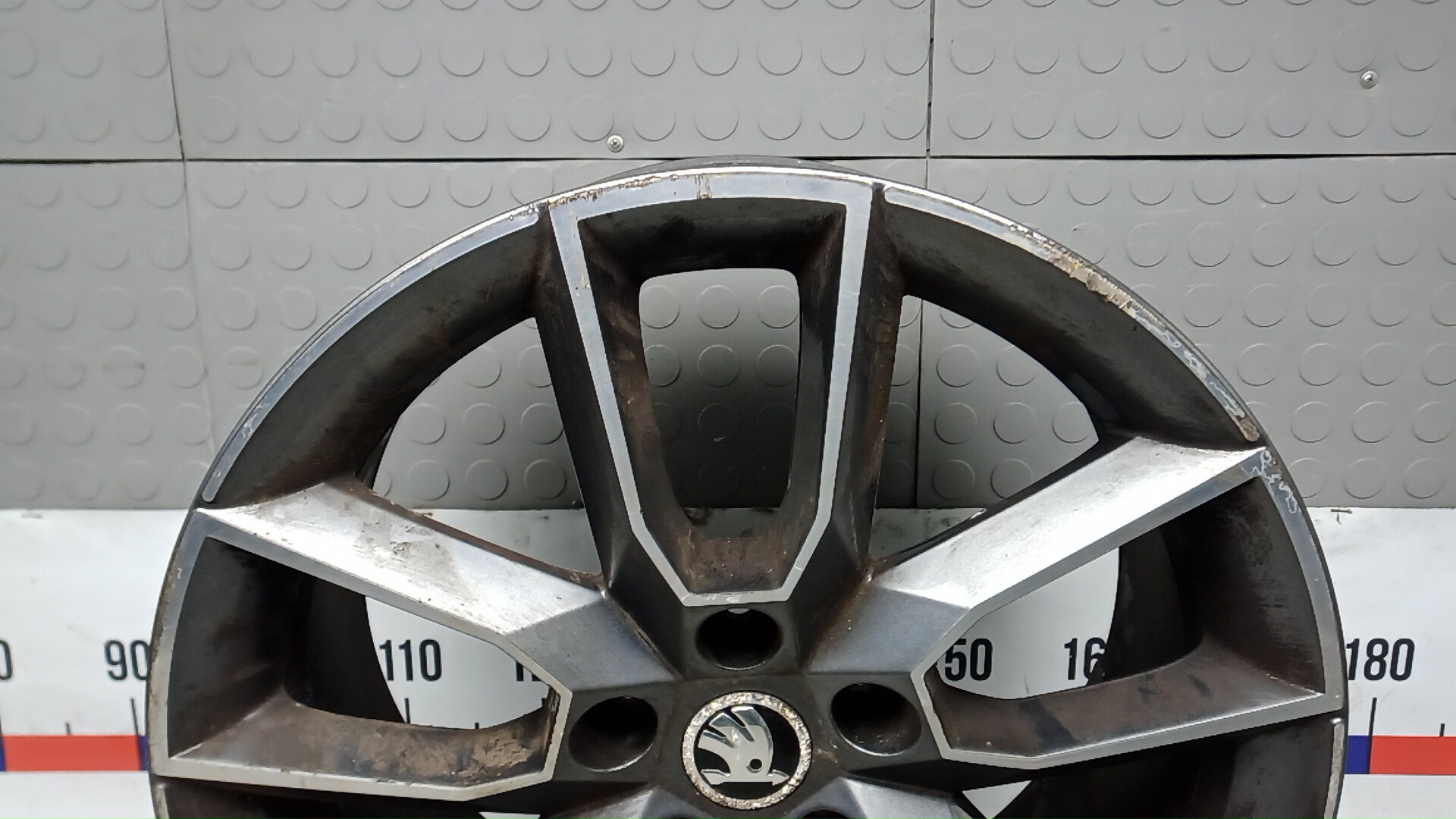 Диск колесный литой легкий сплав