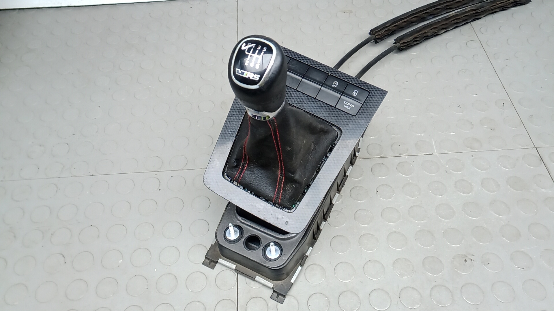 Кулиса МКПП / АКПП