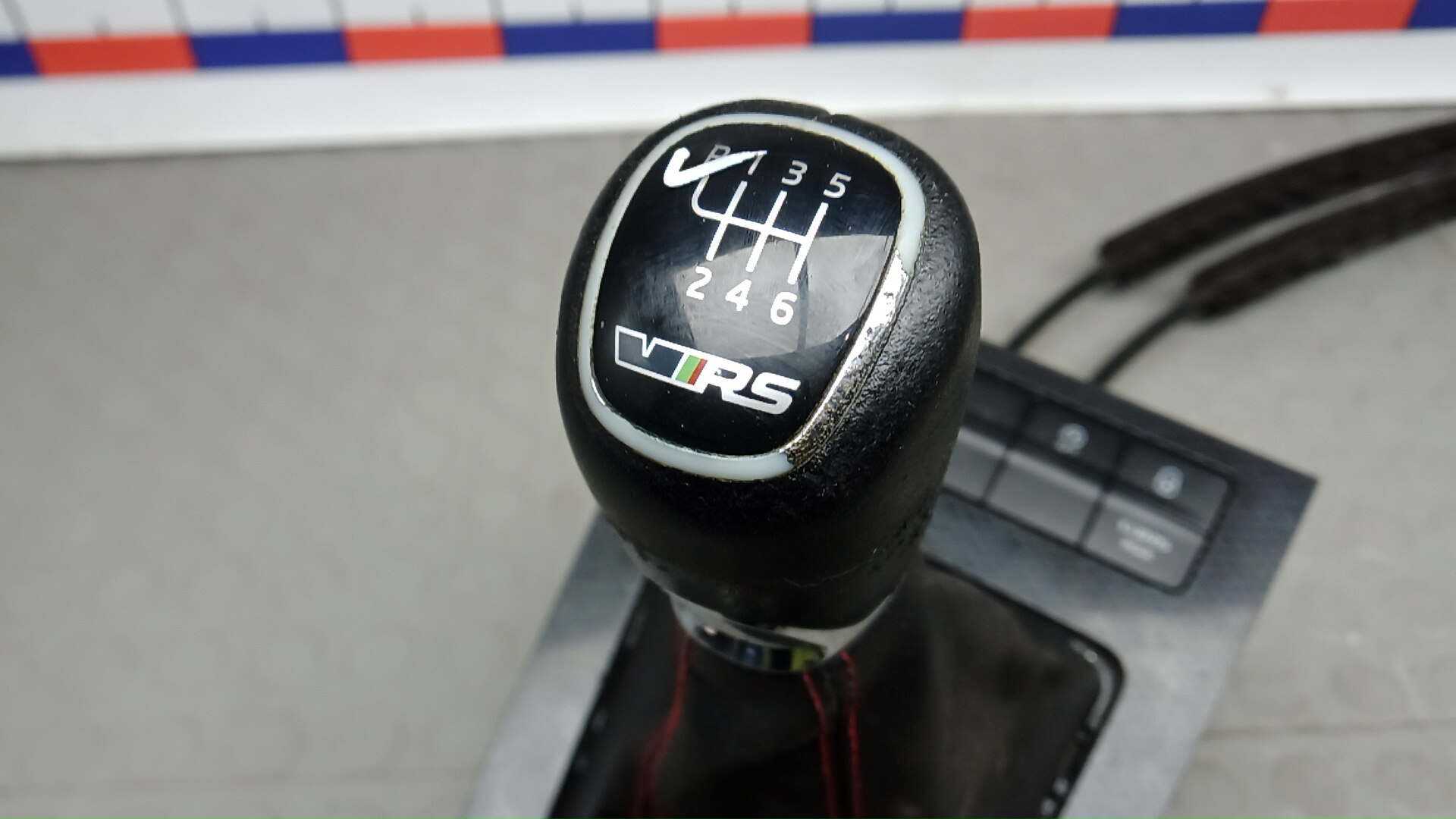 Кулиса МКПП / АКПП