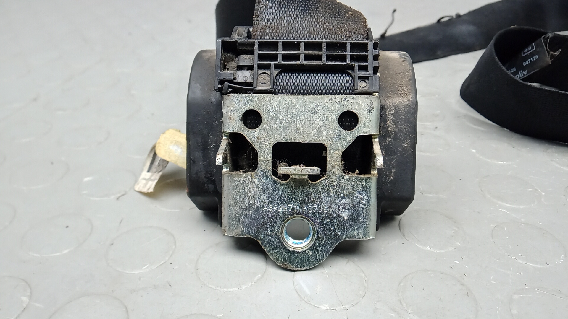 Ремень безопасности с пиропатроном