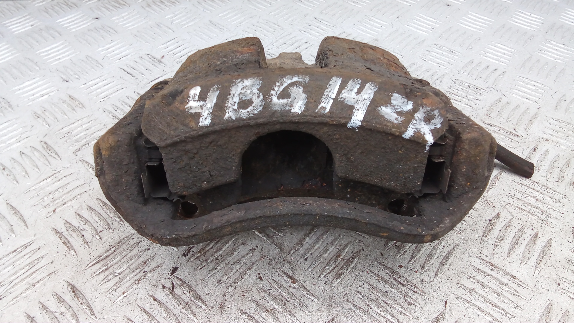 Суппорт задний правый