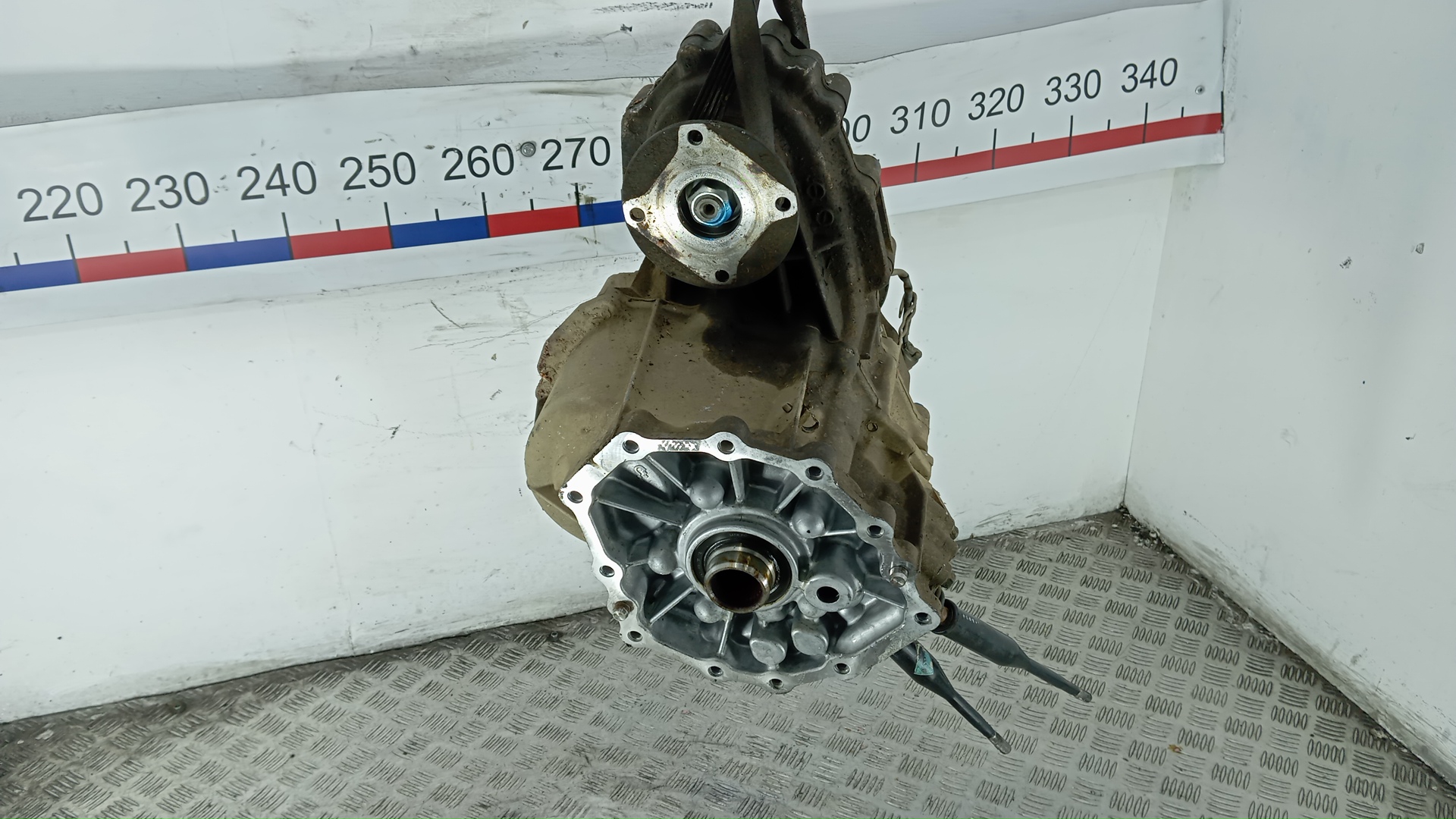 Коробка раздаточная