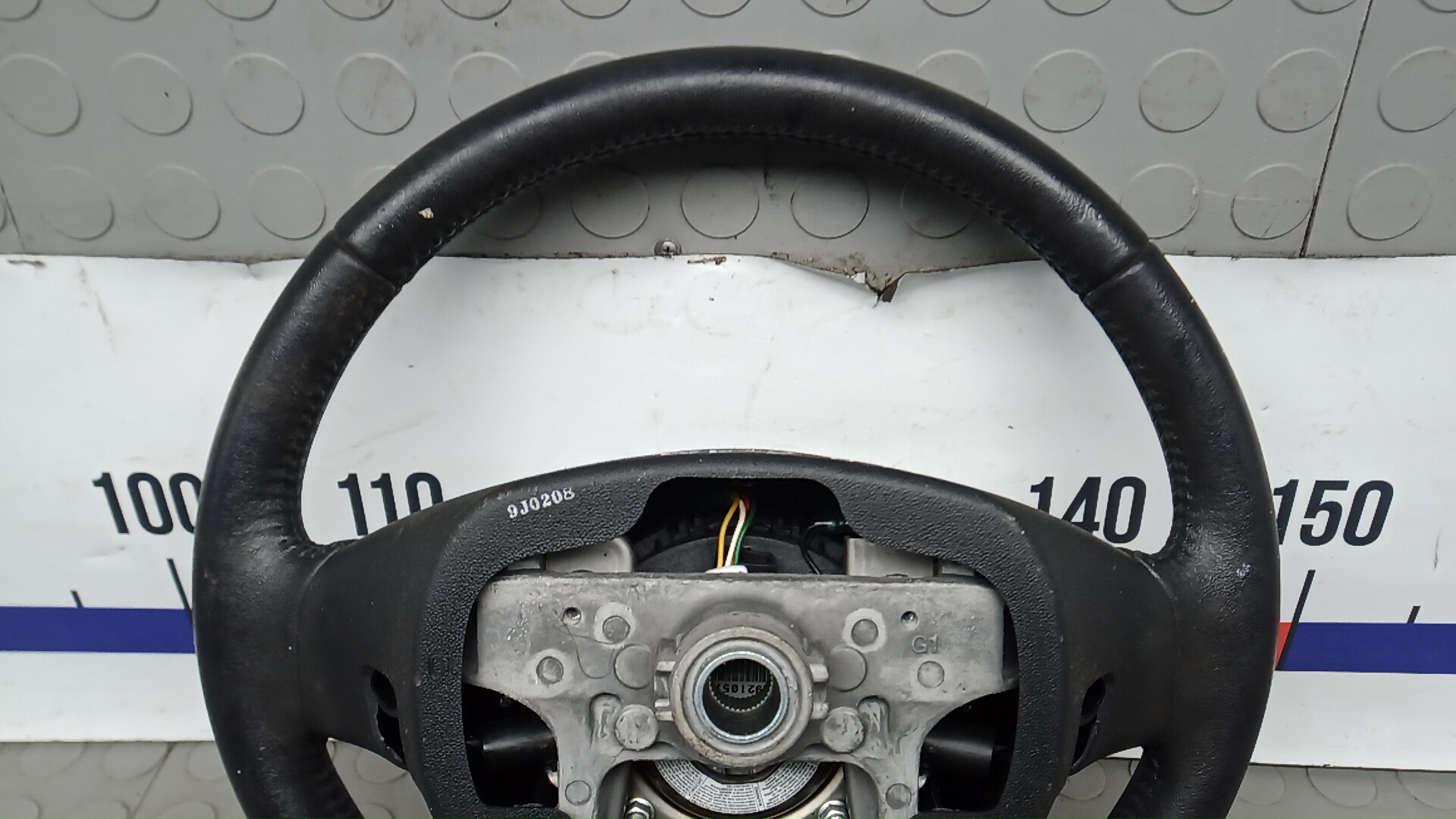 Рулевое колесо (руль)