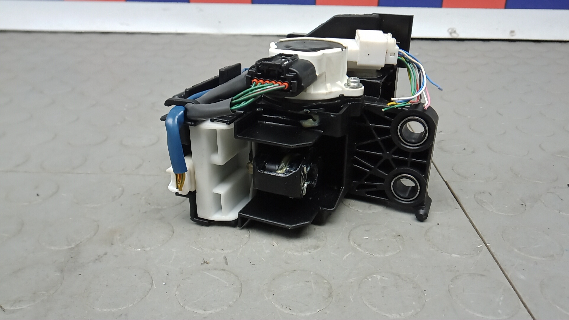 Кулиса МКПП / АКПП