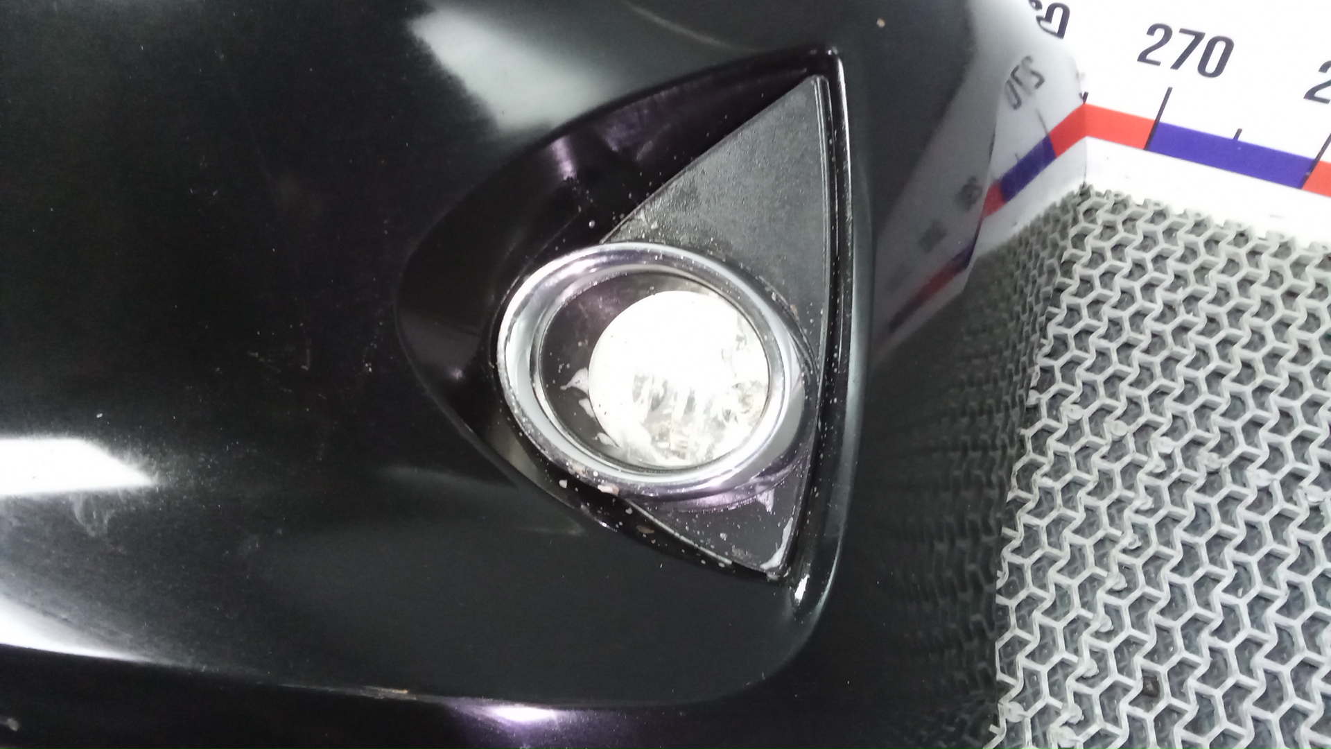 Бампер передний