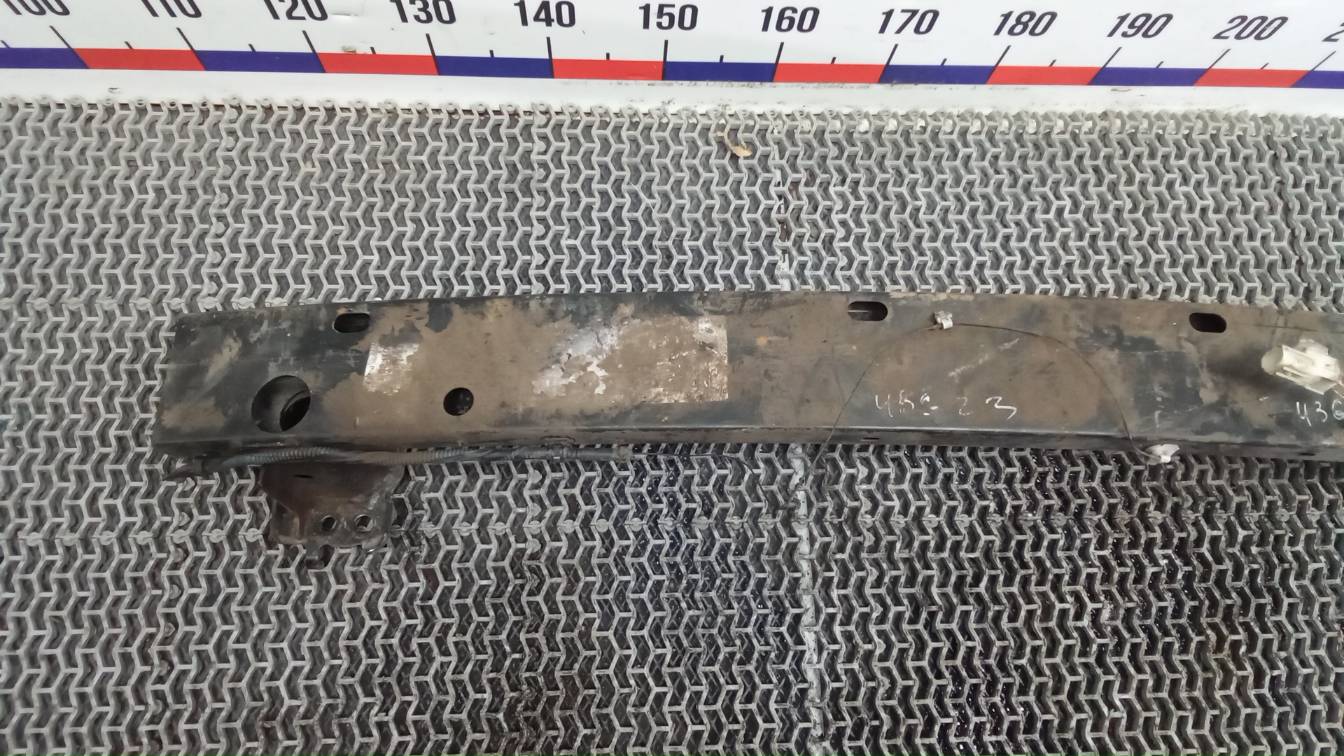 Кронштейн усилителя переднего бампера