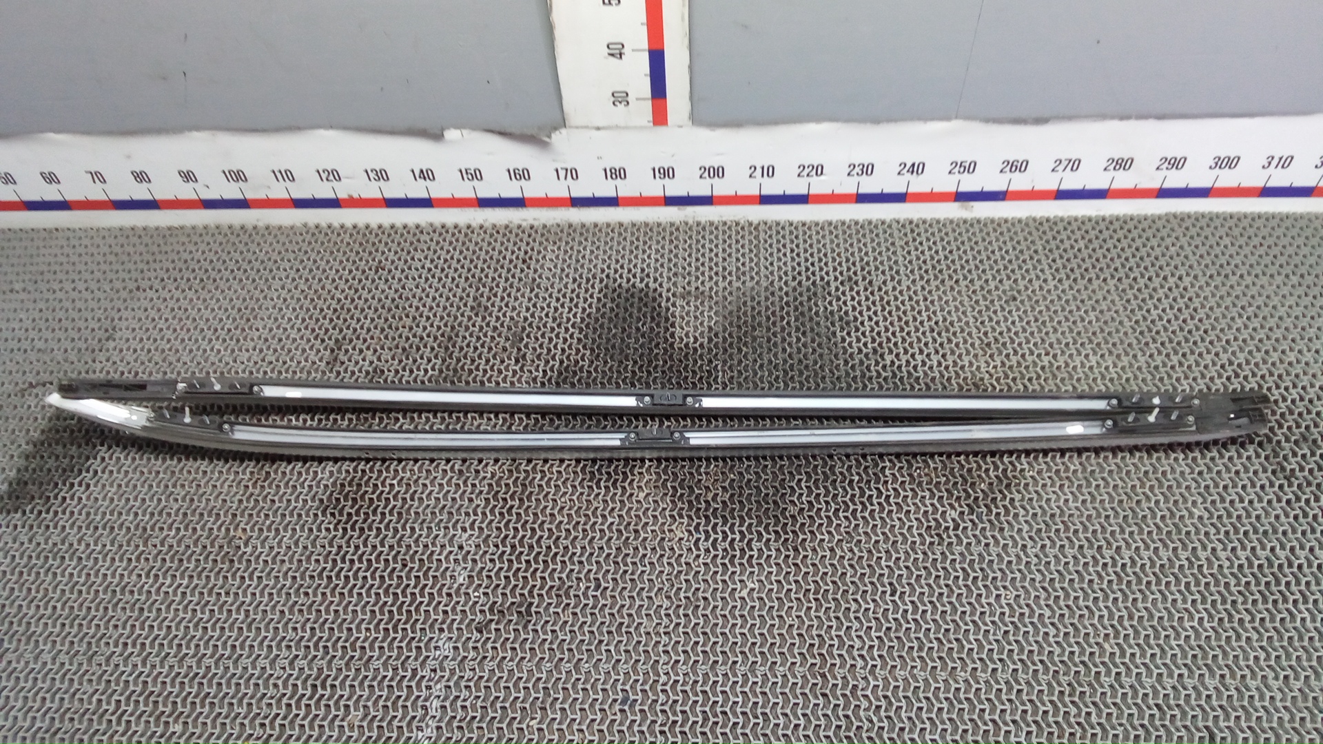 Рейлинги (релинг) к-кт (планки на крышу)