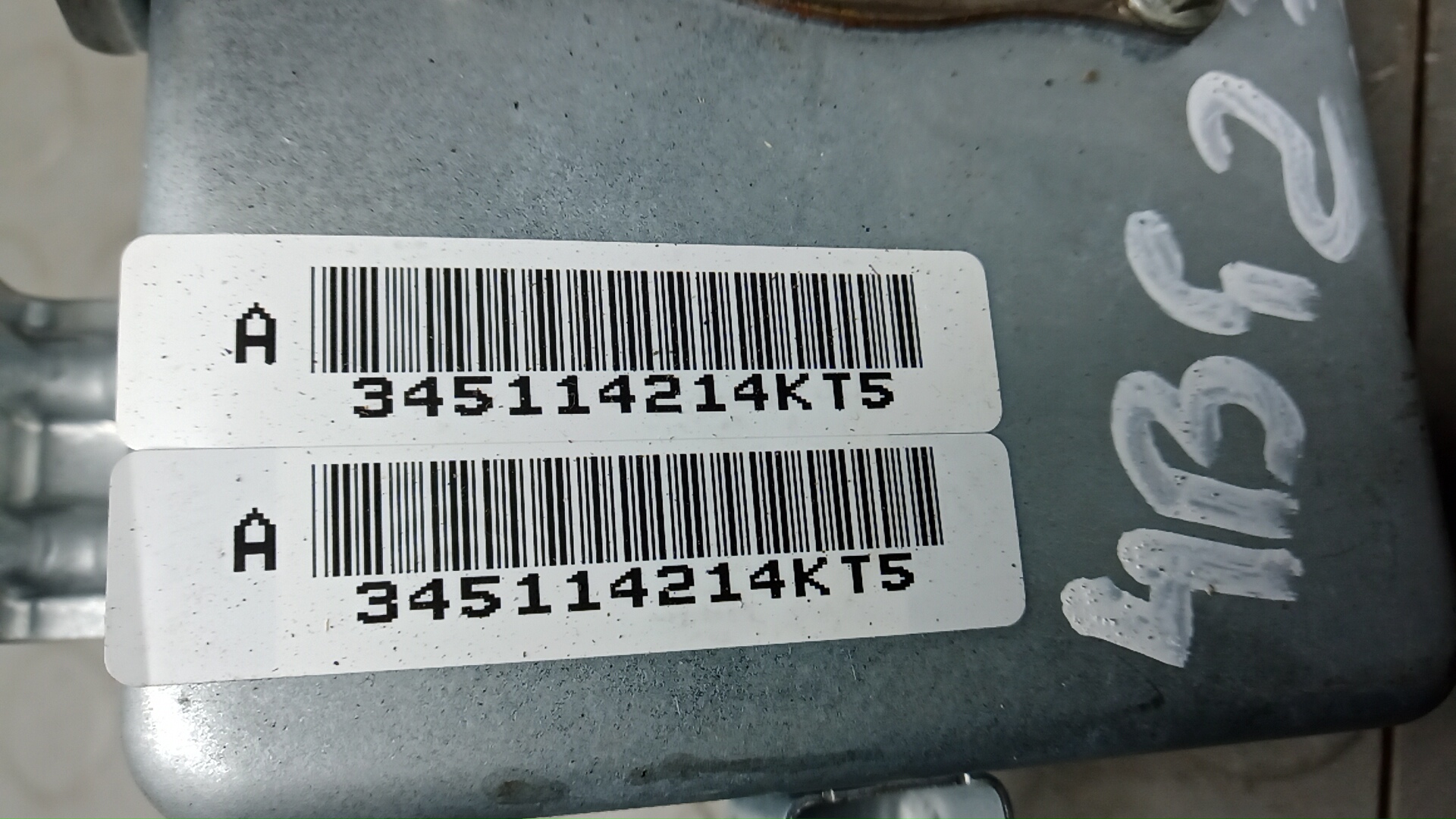 Подушка безопасности пассажирская (в торпедо)