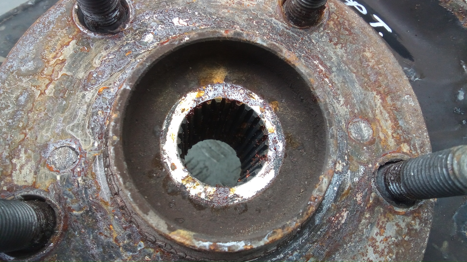 Ступица передняя