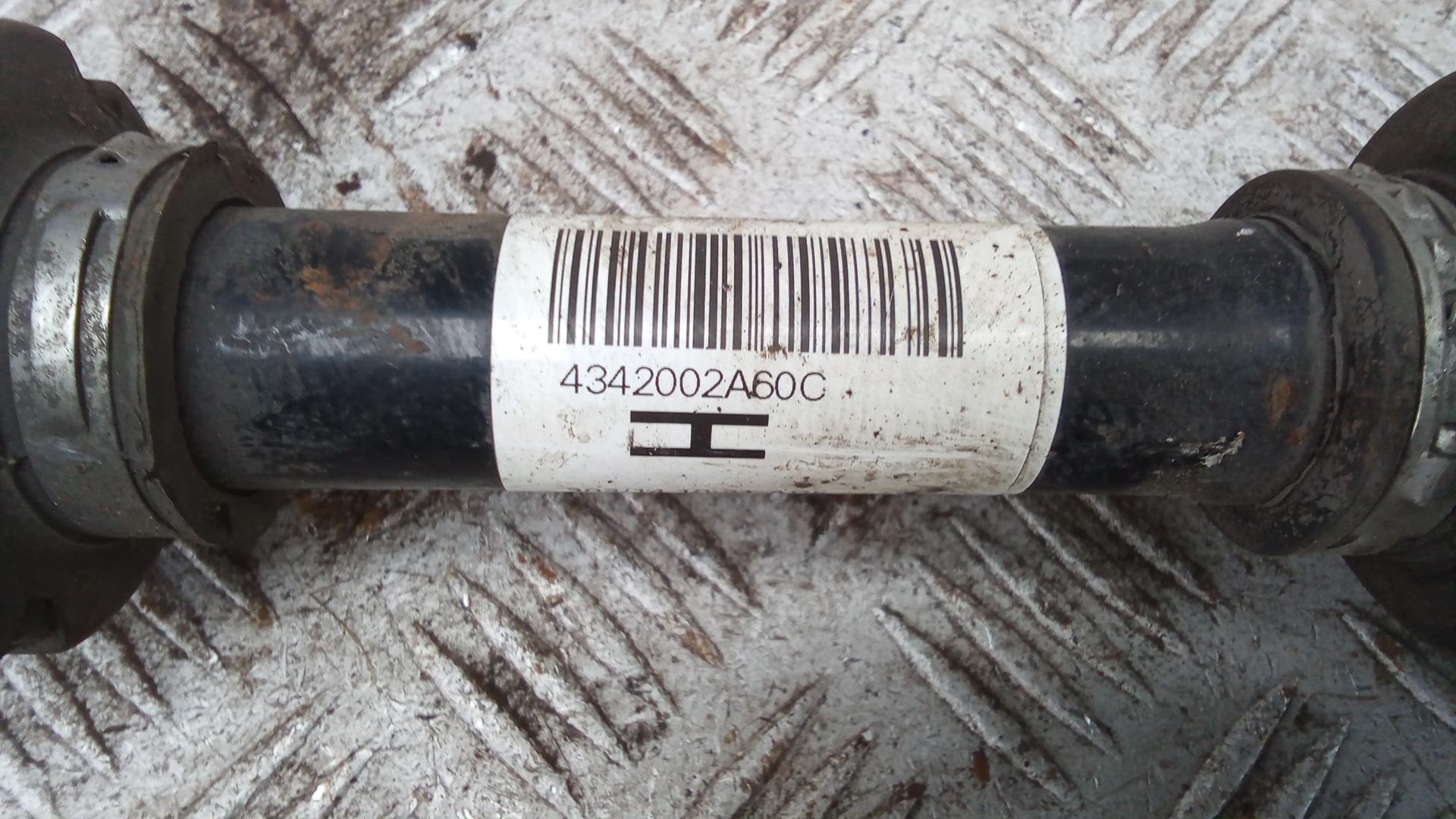 Полуось передняя левая