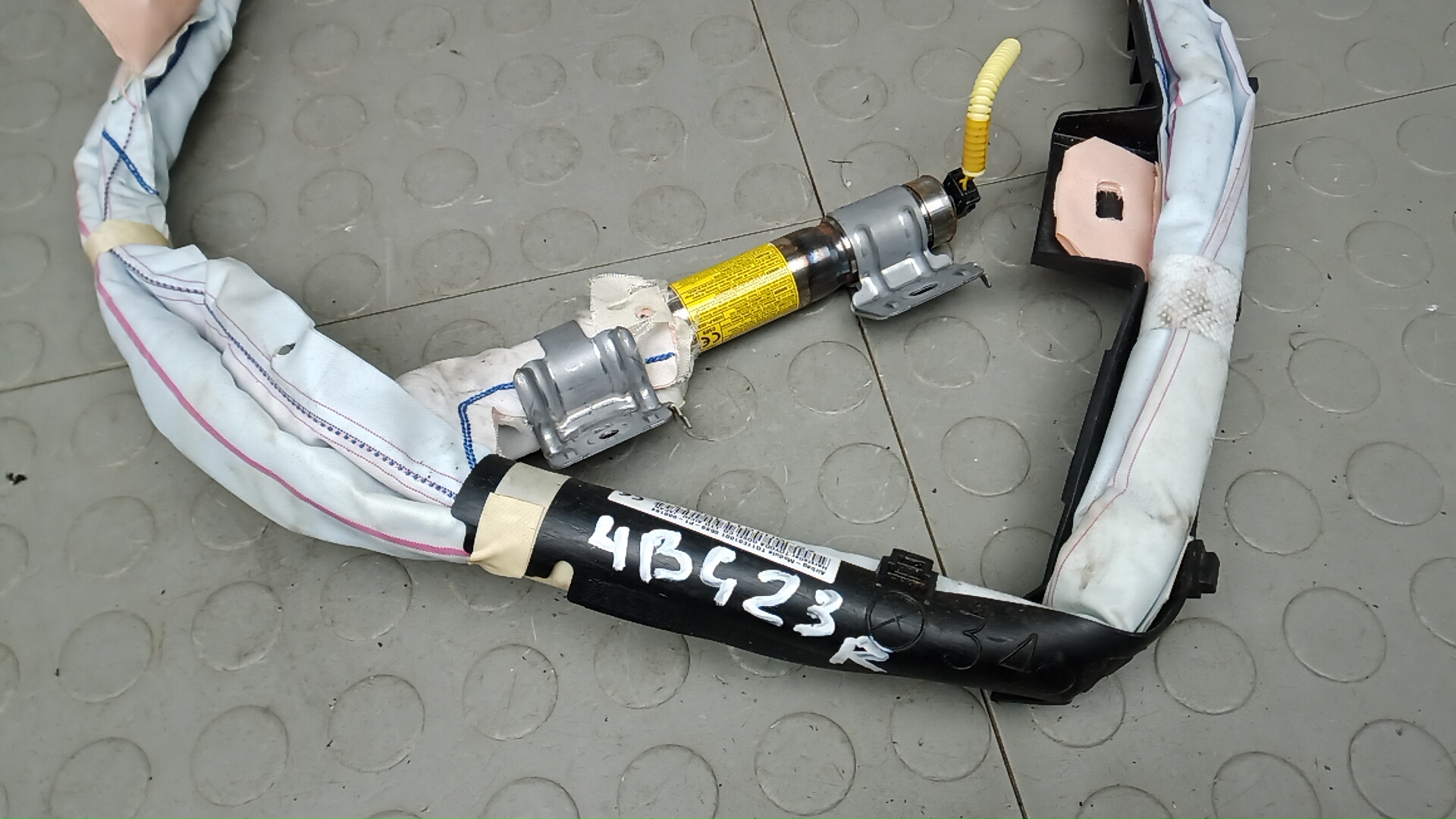 Подушка безопасности боковая (шторка)