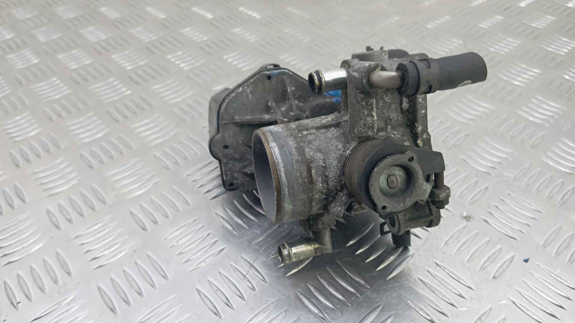 Заслонка дроссельная электрическая