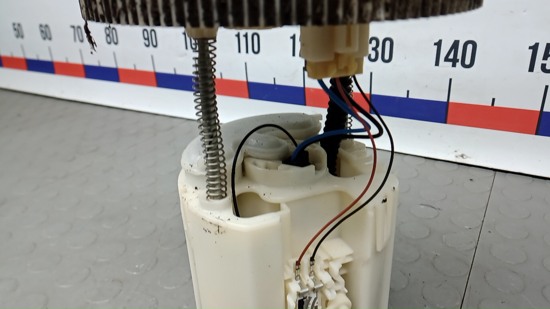 Насос топливный электрический