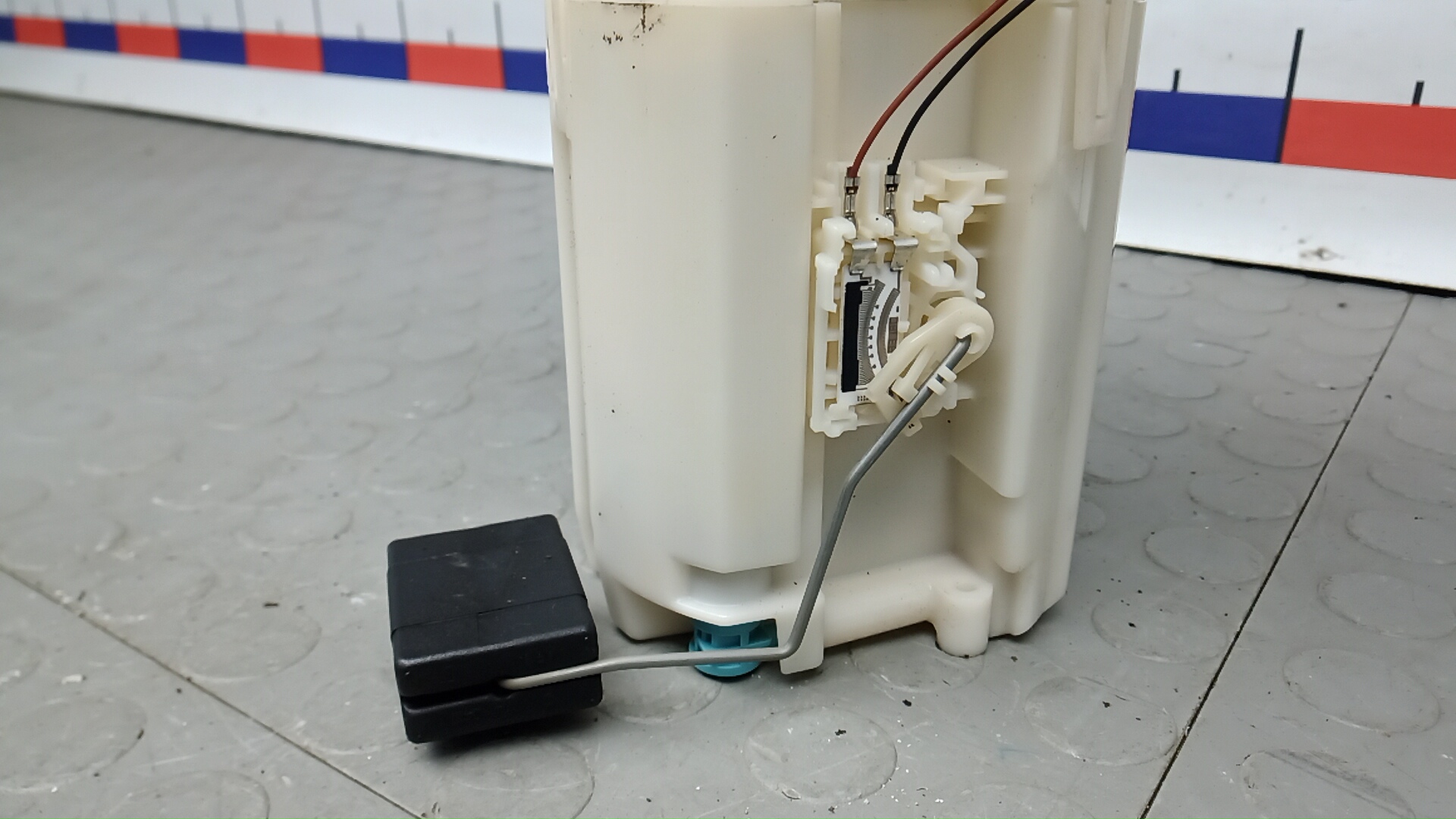 Насос топливный электрический