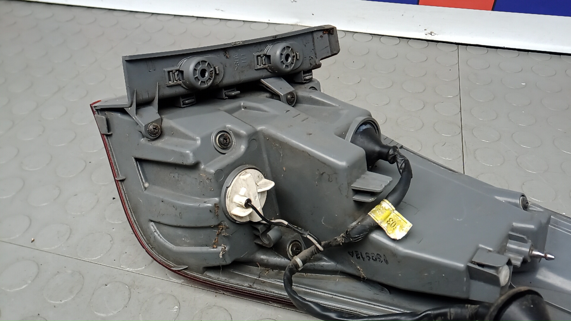 Фонарь задний левый