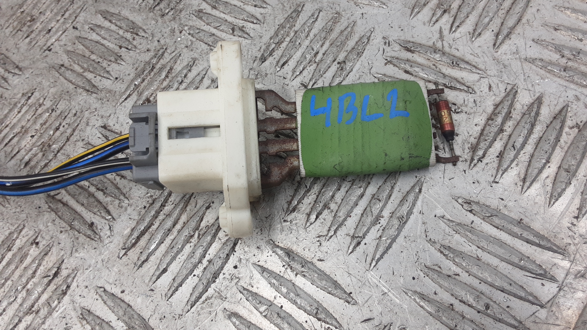 Резистор отопителя