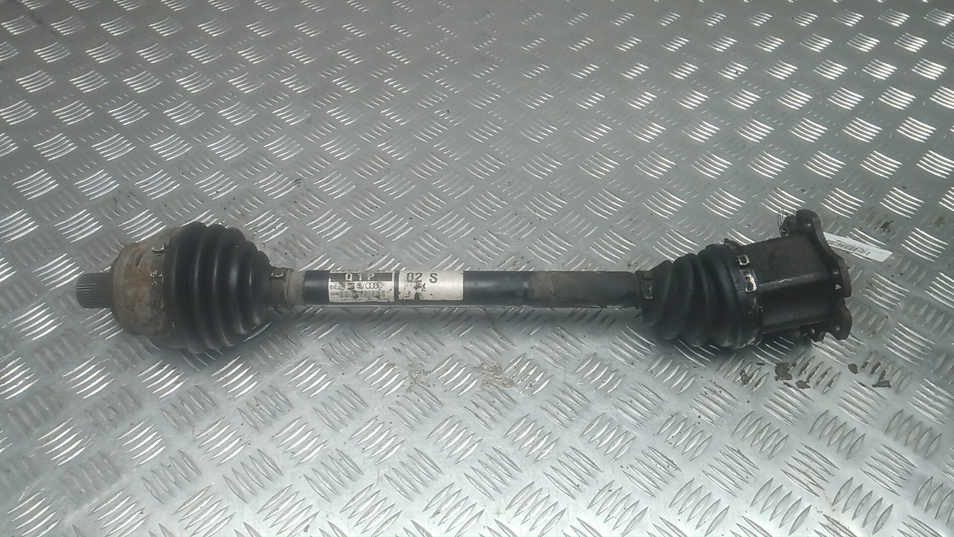 Полуось передняя правая