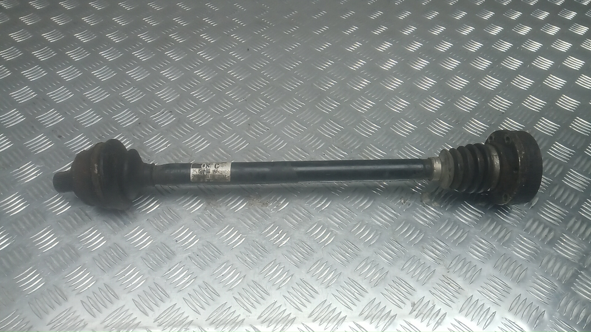 Полуось задняя правая