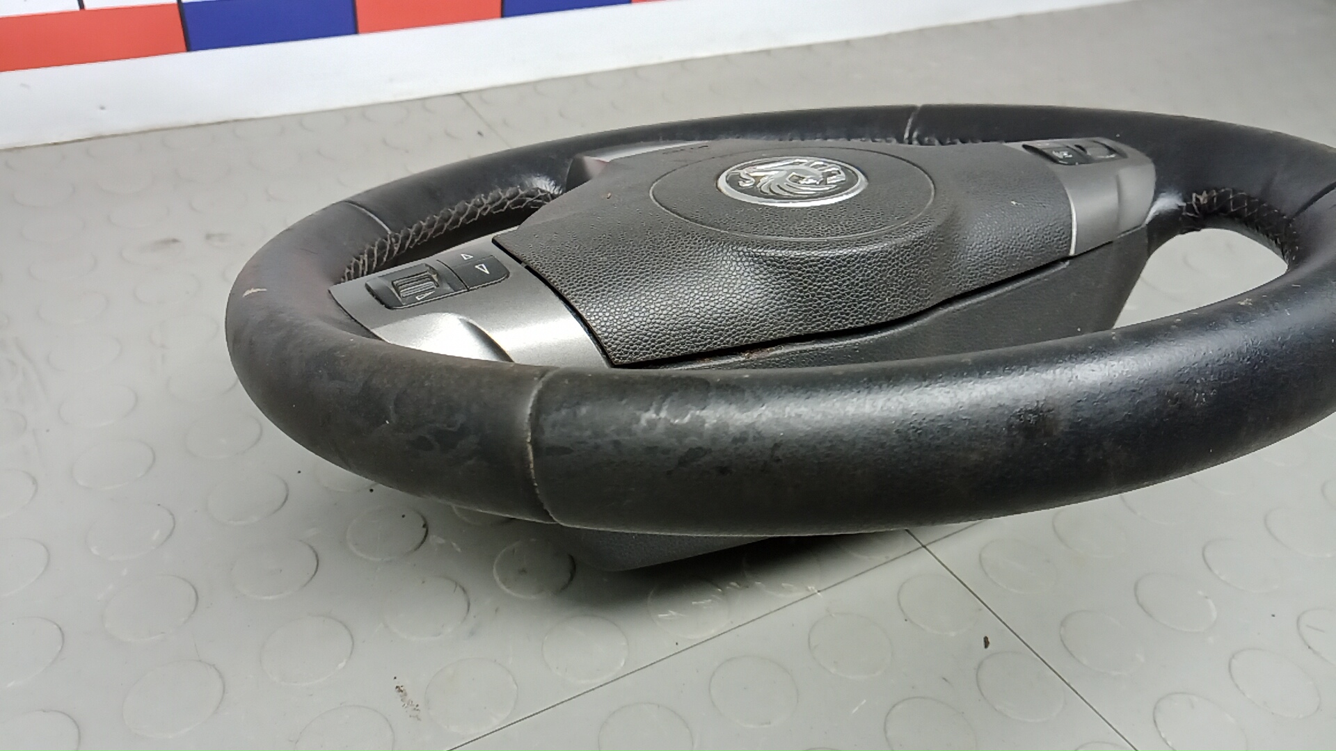 Рулевое колесо (руль)