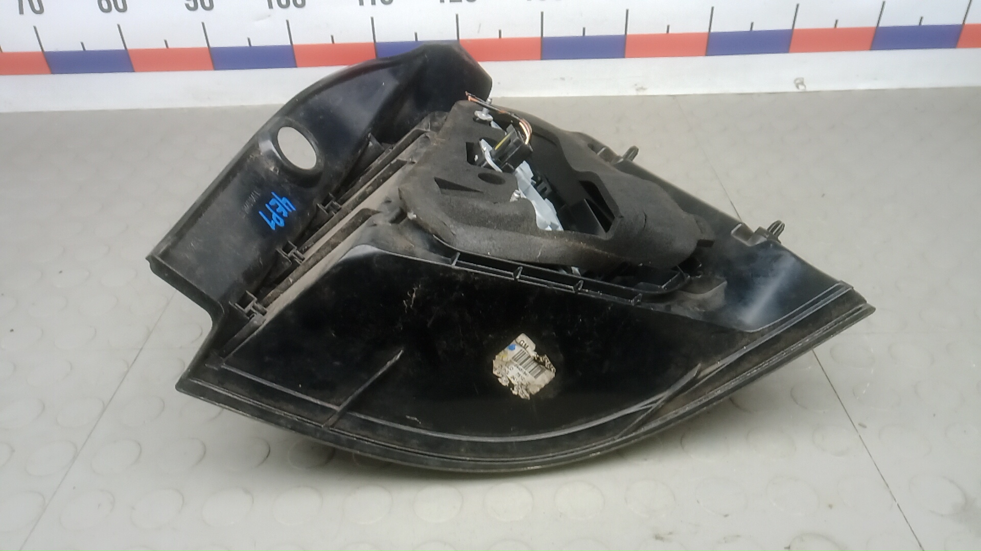 Фонарь задний левый