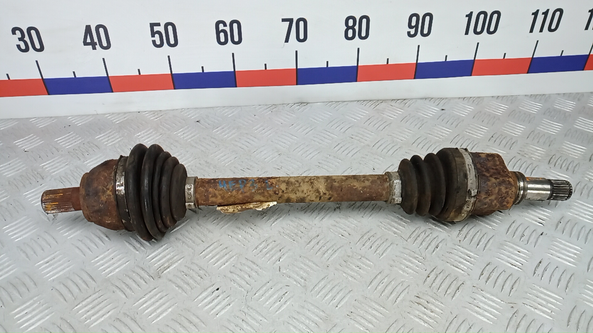 Полуось передняя левая