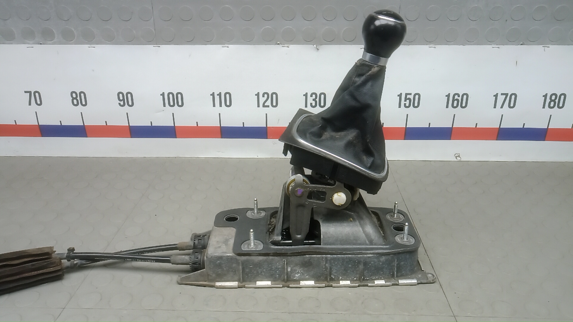 Кулиса МКПП / АКПП