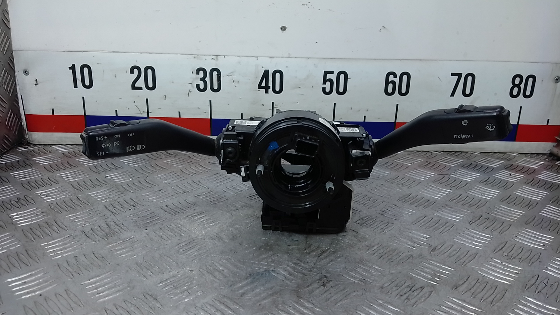 Переключатель подрулевой